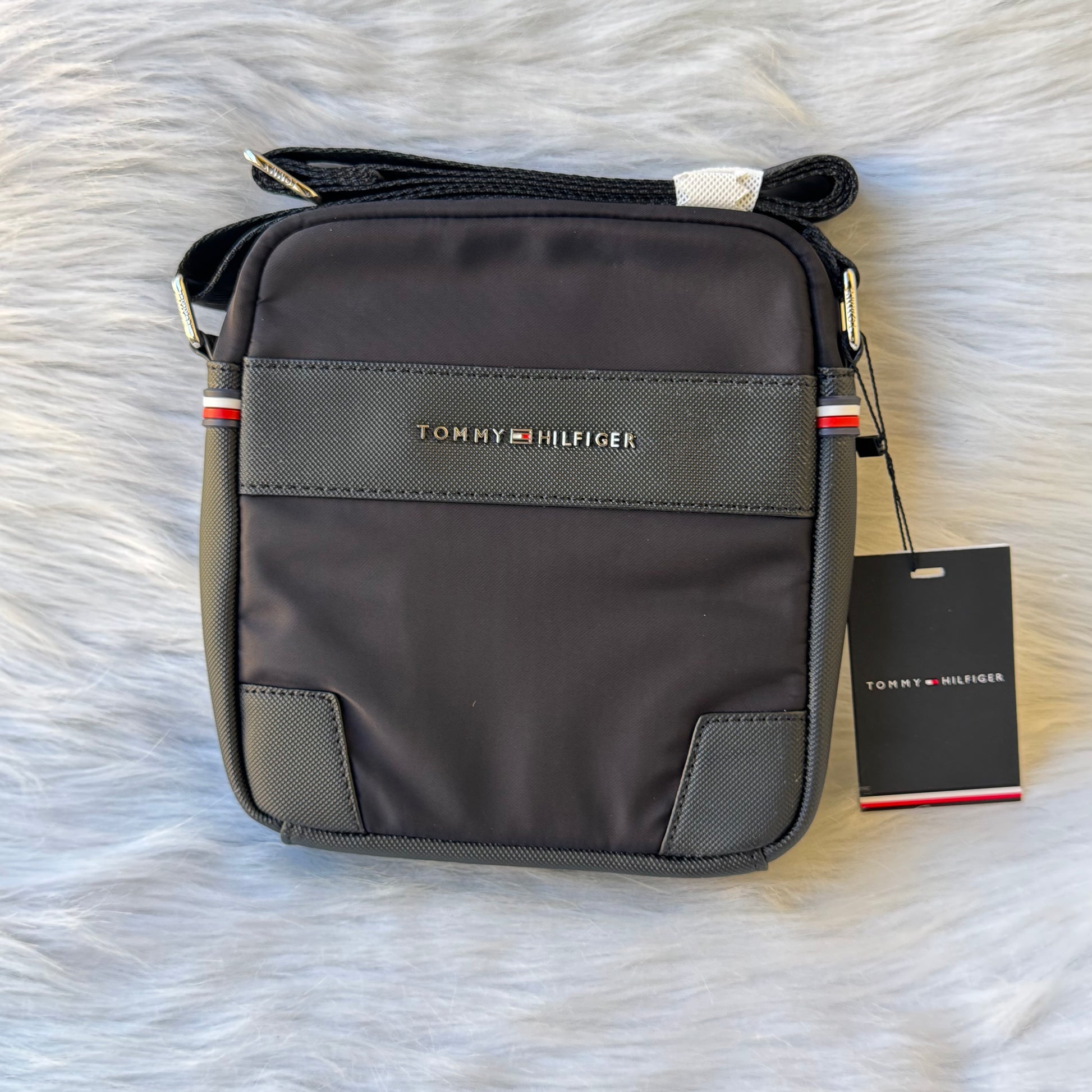 Tommy Hilfiger Crossbody Bag |Black| 9930