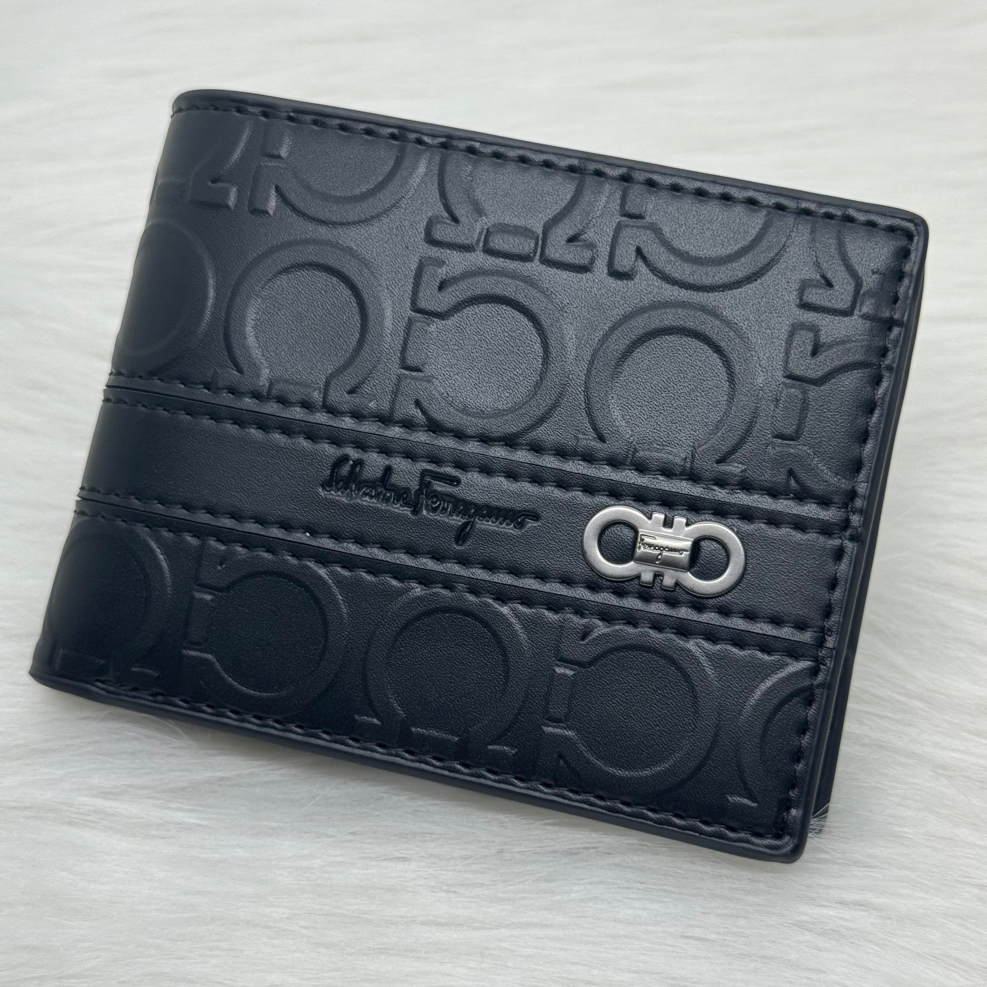 Ferragamo Wallet |Black|