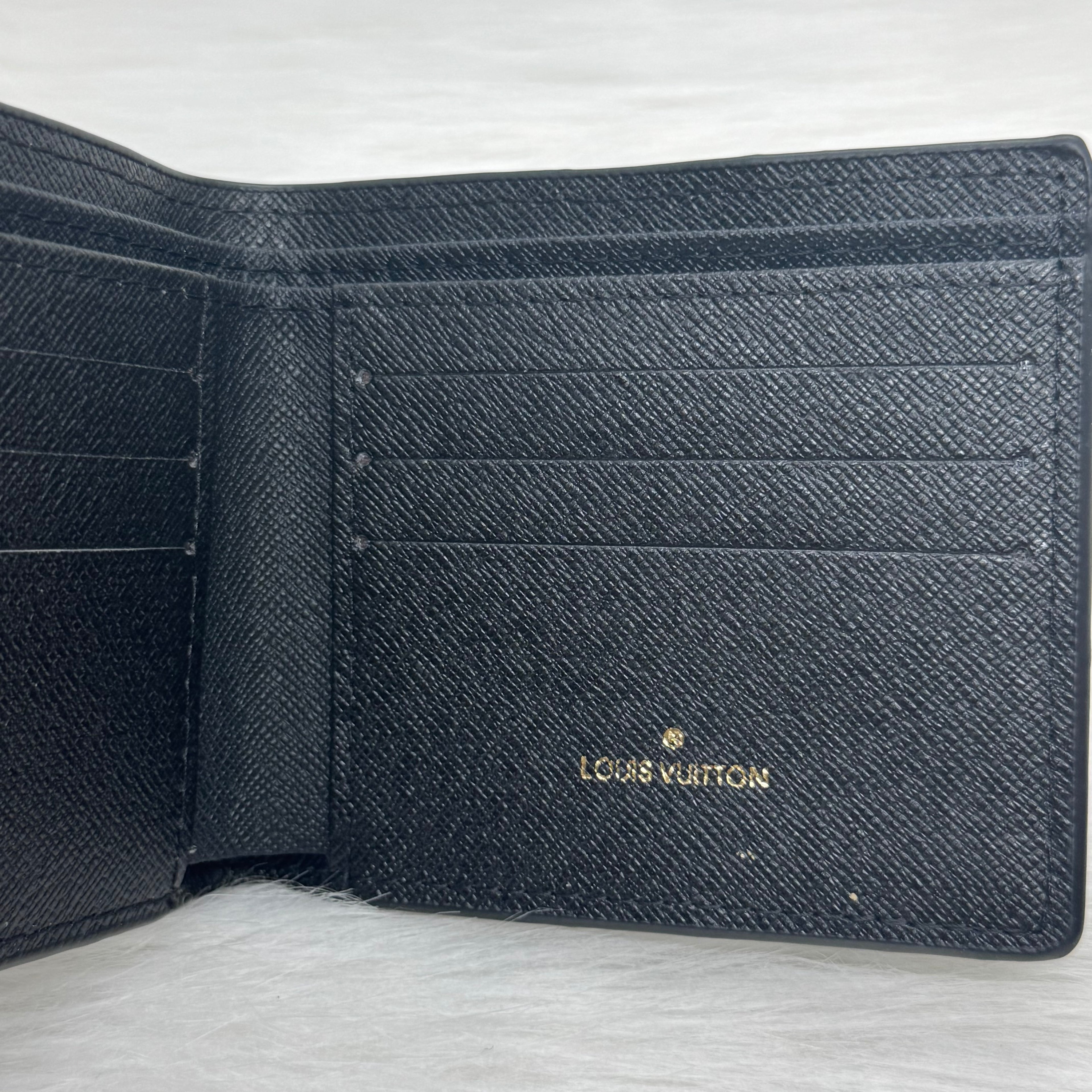 Louis Vuitton Wallet |Black|