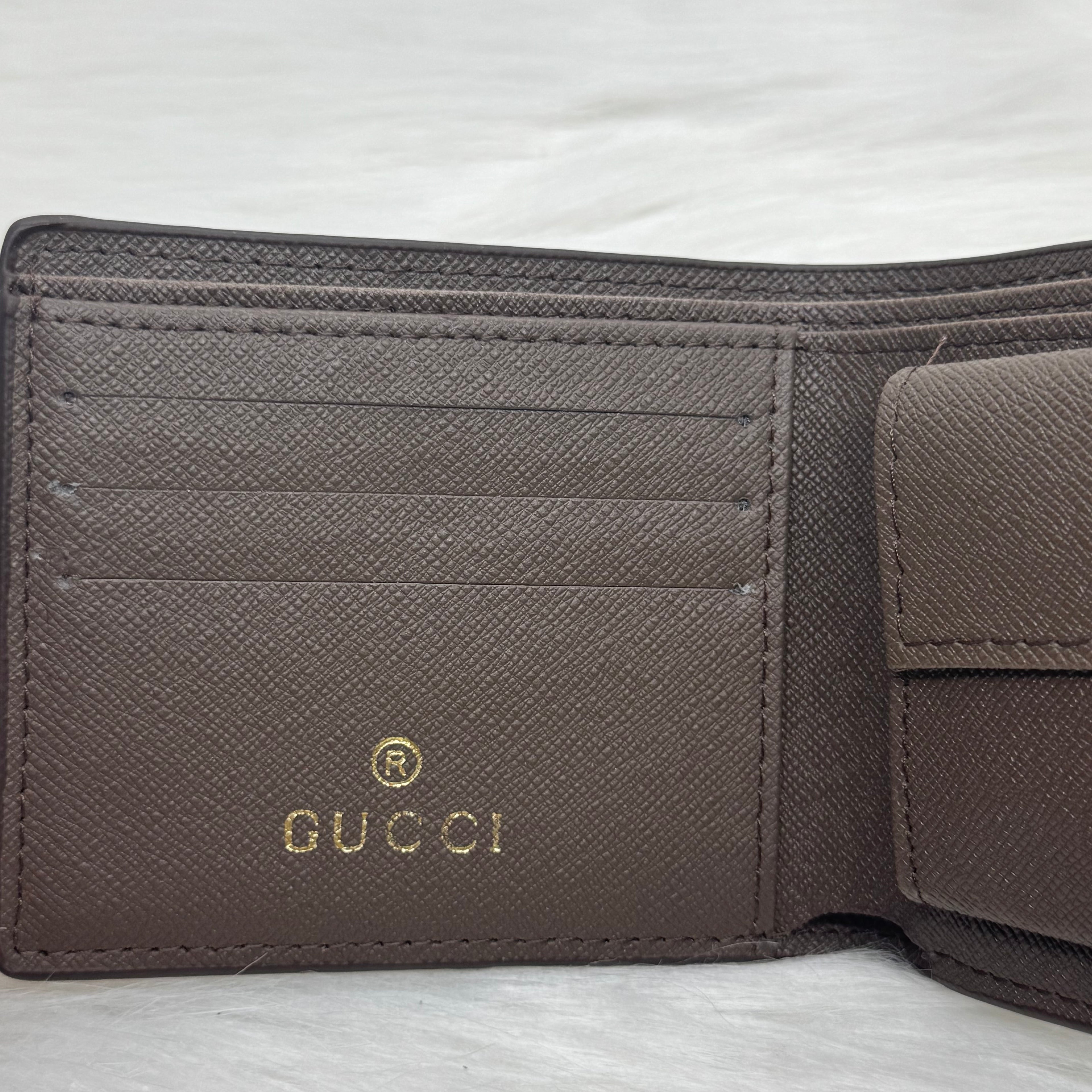Gucci wallet |Beige|