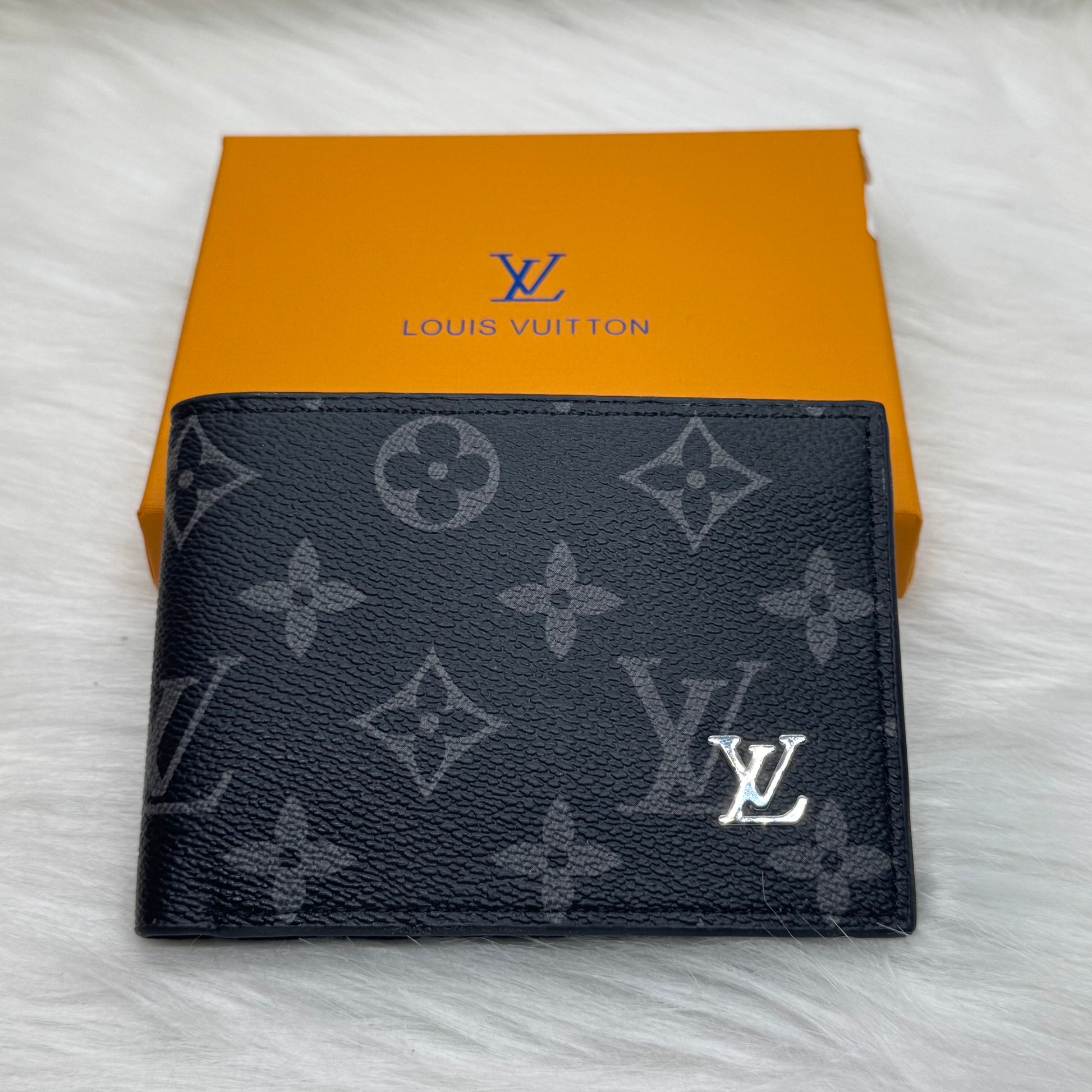 Louis vuitton wallet |Black|