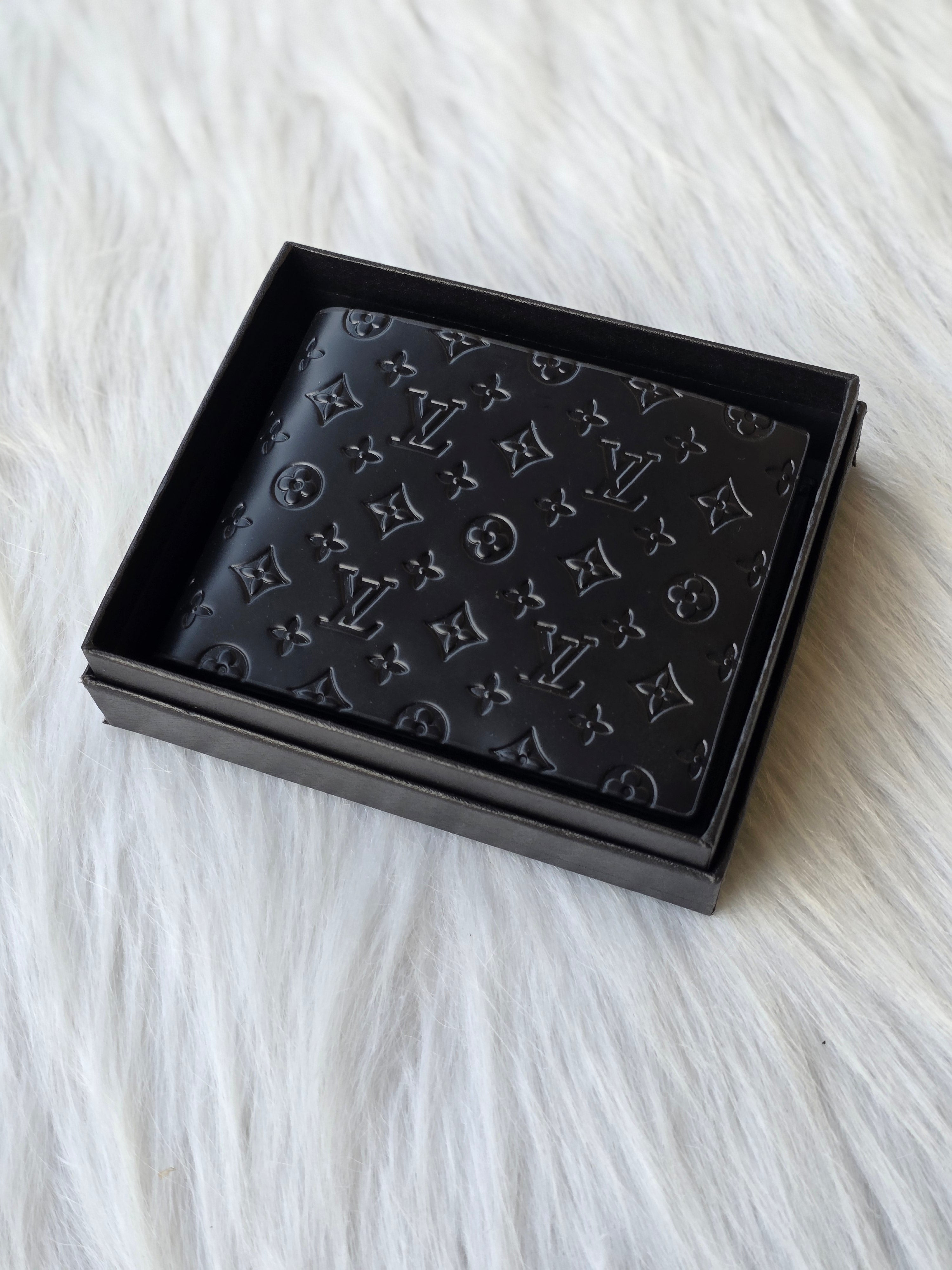 Louis Vuitton Wallet |Black|