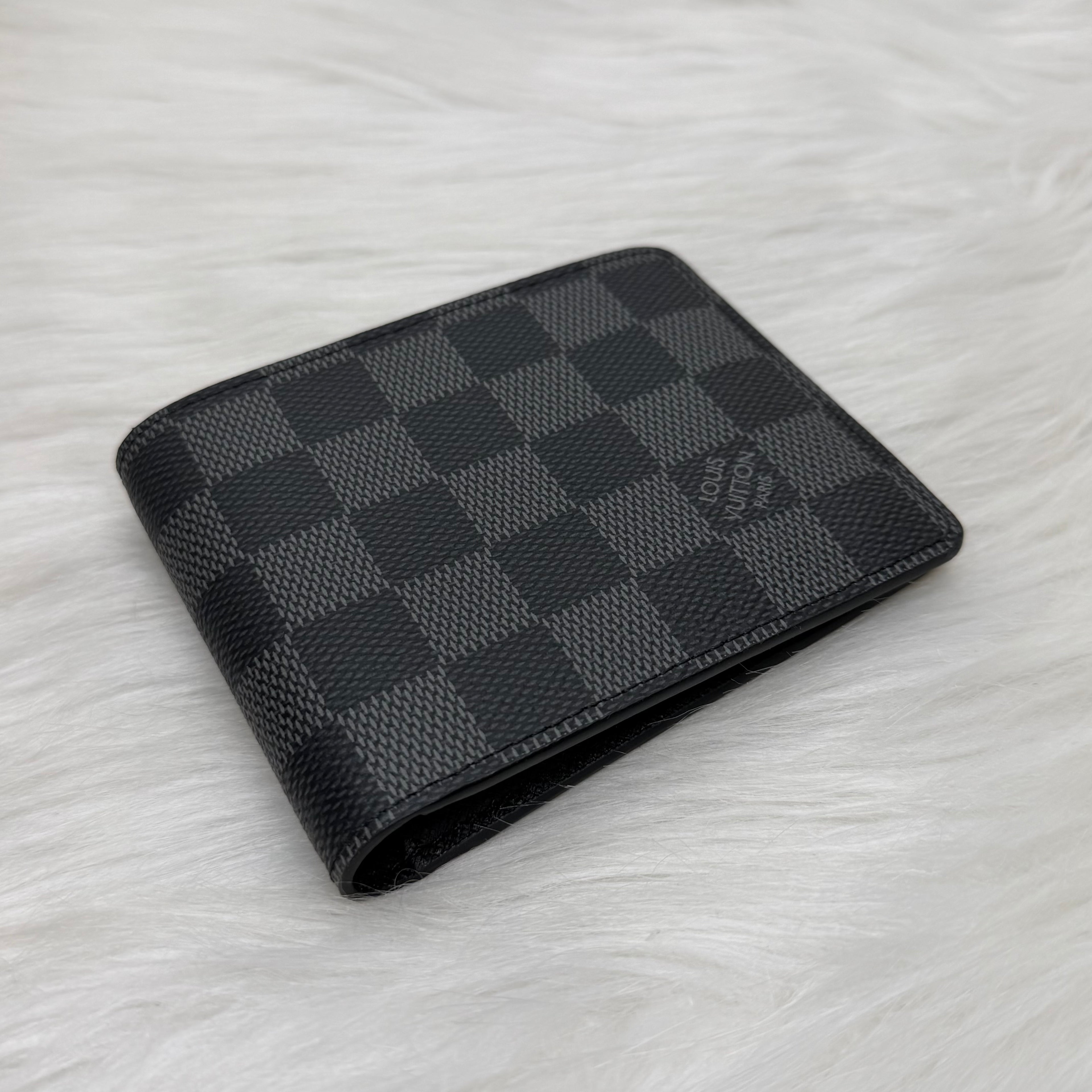 Louis Vuitton Wallet |Gray|