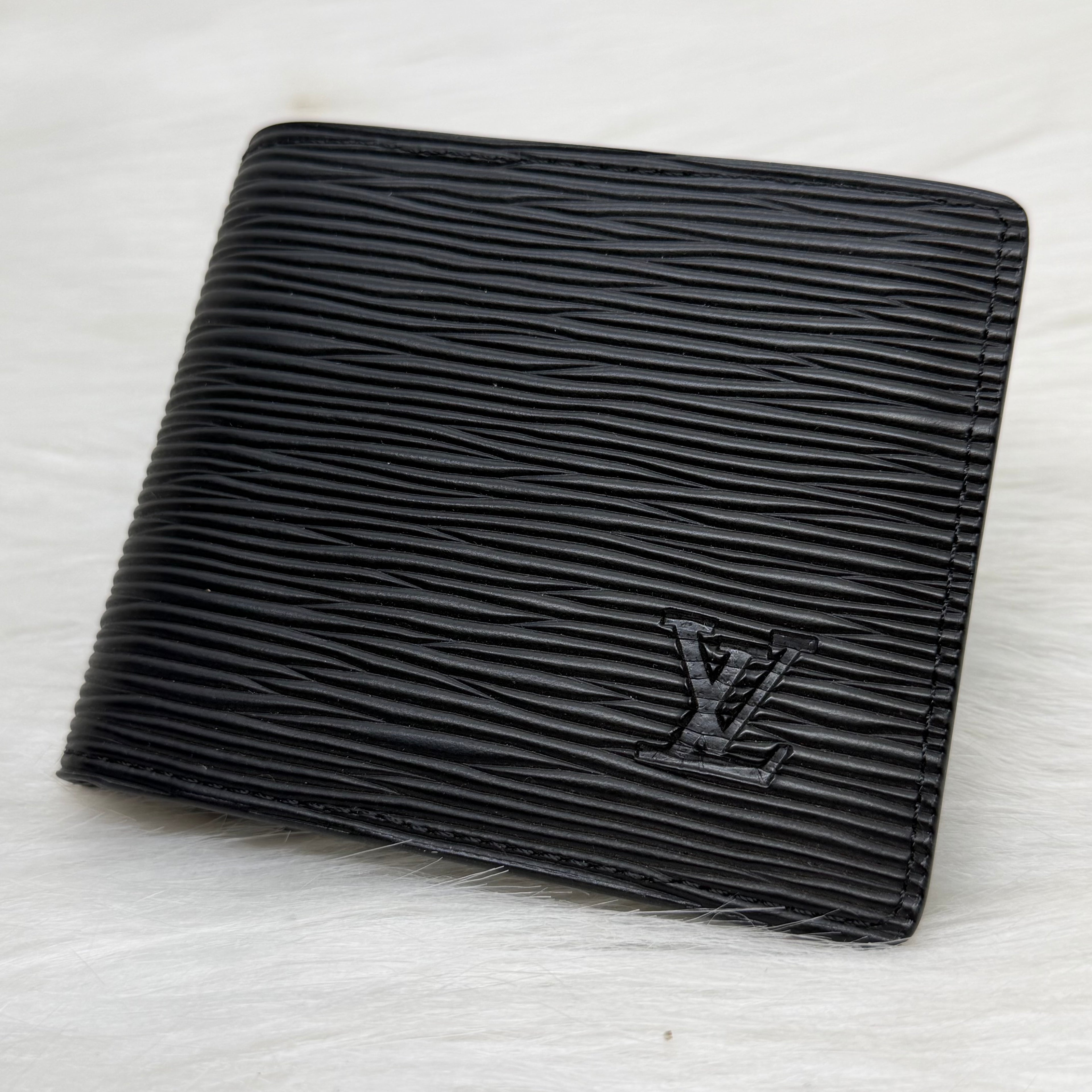 Louis Vuitton Wallet |Black|