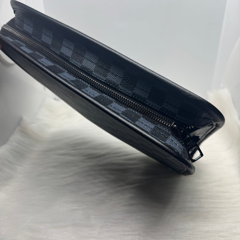 Louis Vuitton Keepall Clutch Bag |Black|