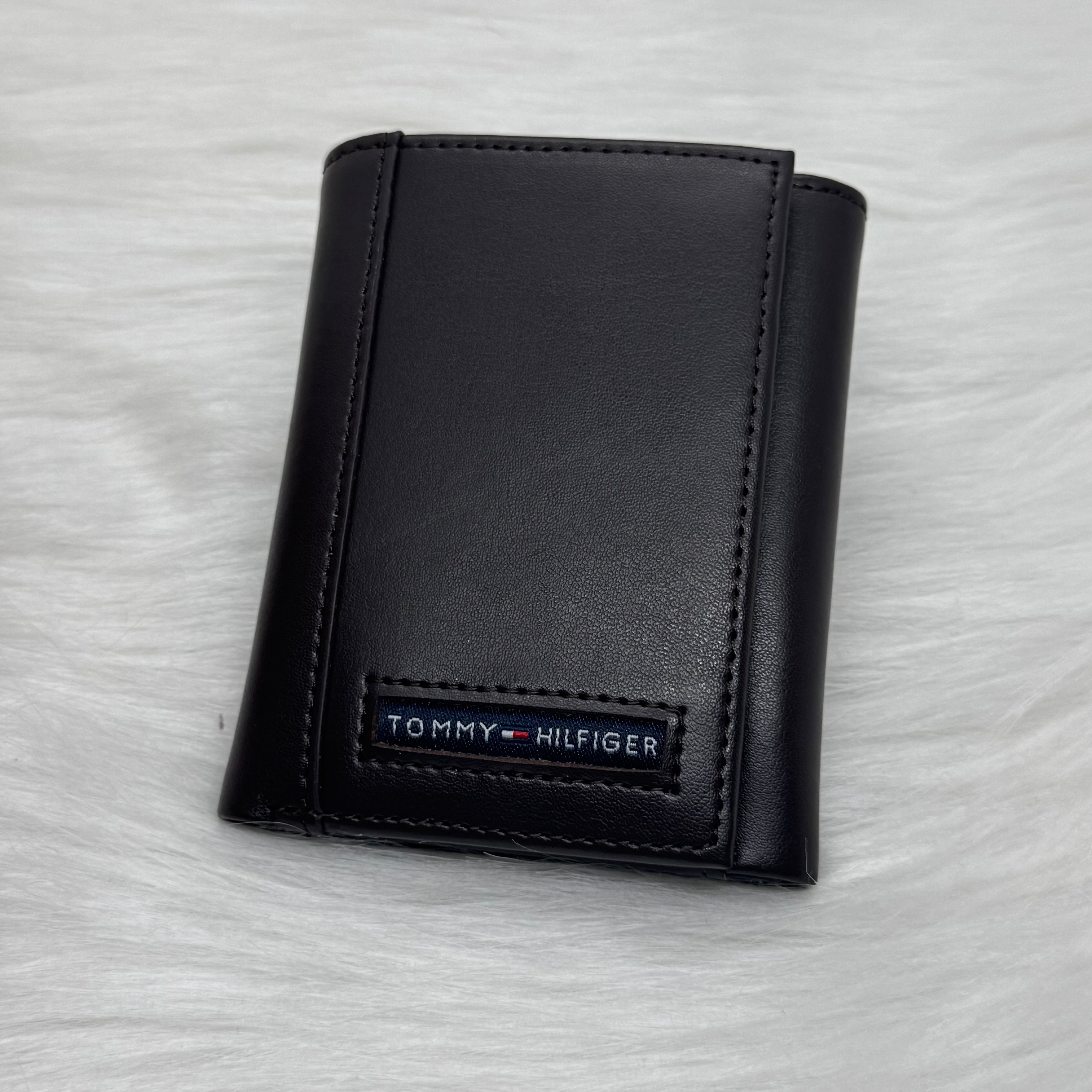 Tommy Hilfiger Trifold Wallet |Brown|