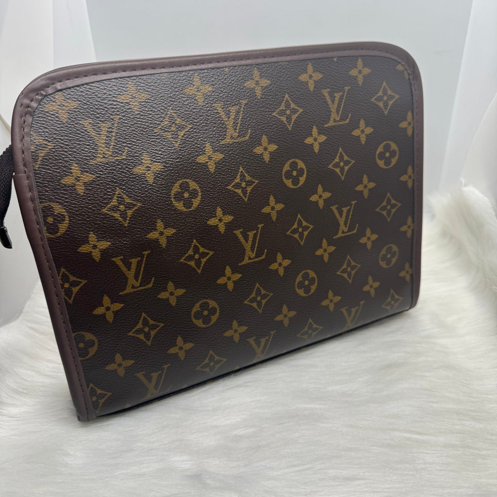 Louis Vuitton Clutch Bag |Brown|