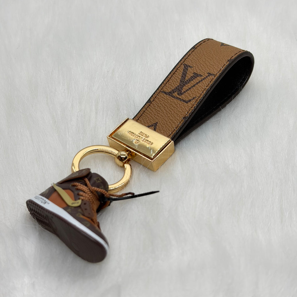 Louis Vuitton Sneaker Keychain |Gold|