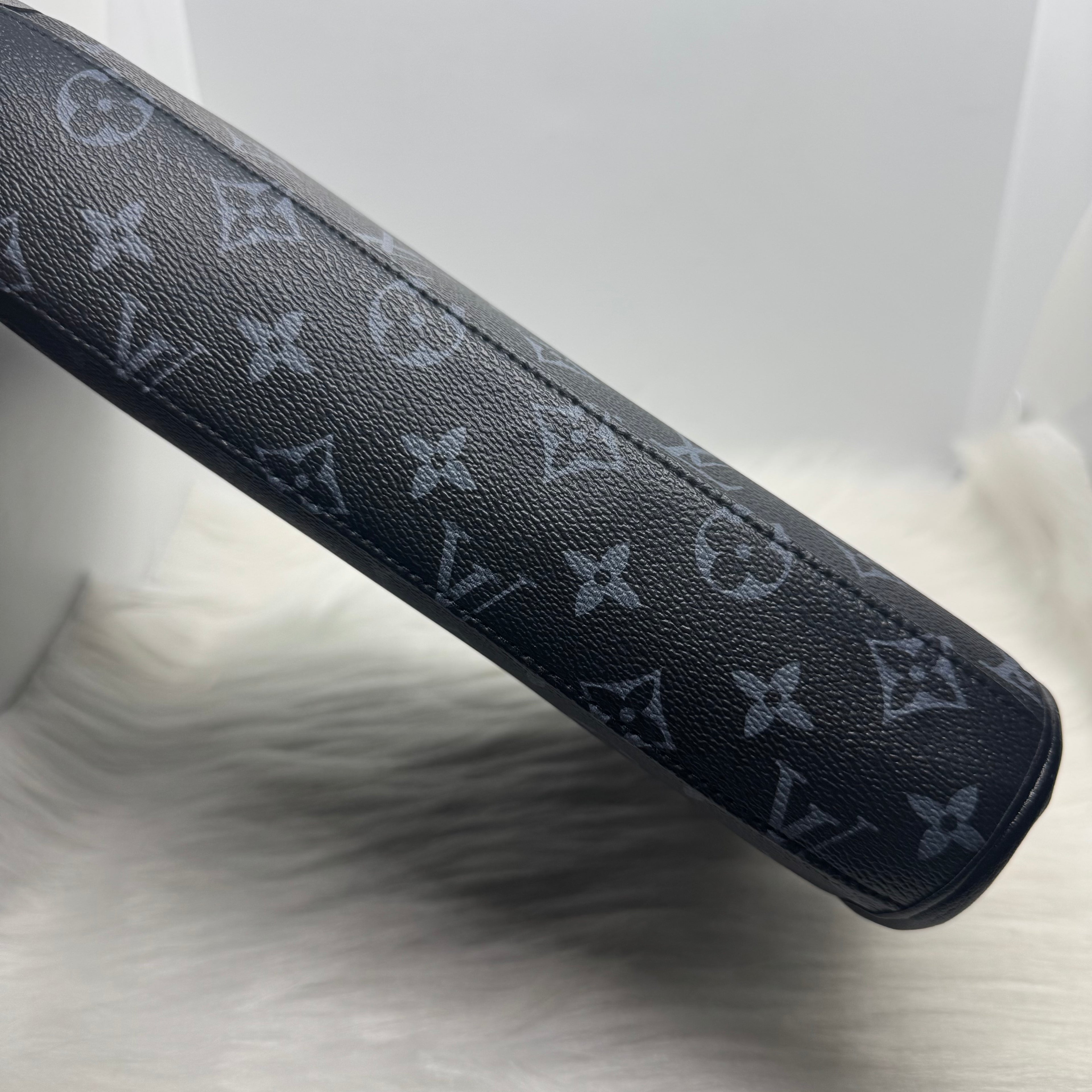 Louis Vuitton Clutch Bag |Black|
