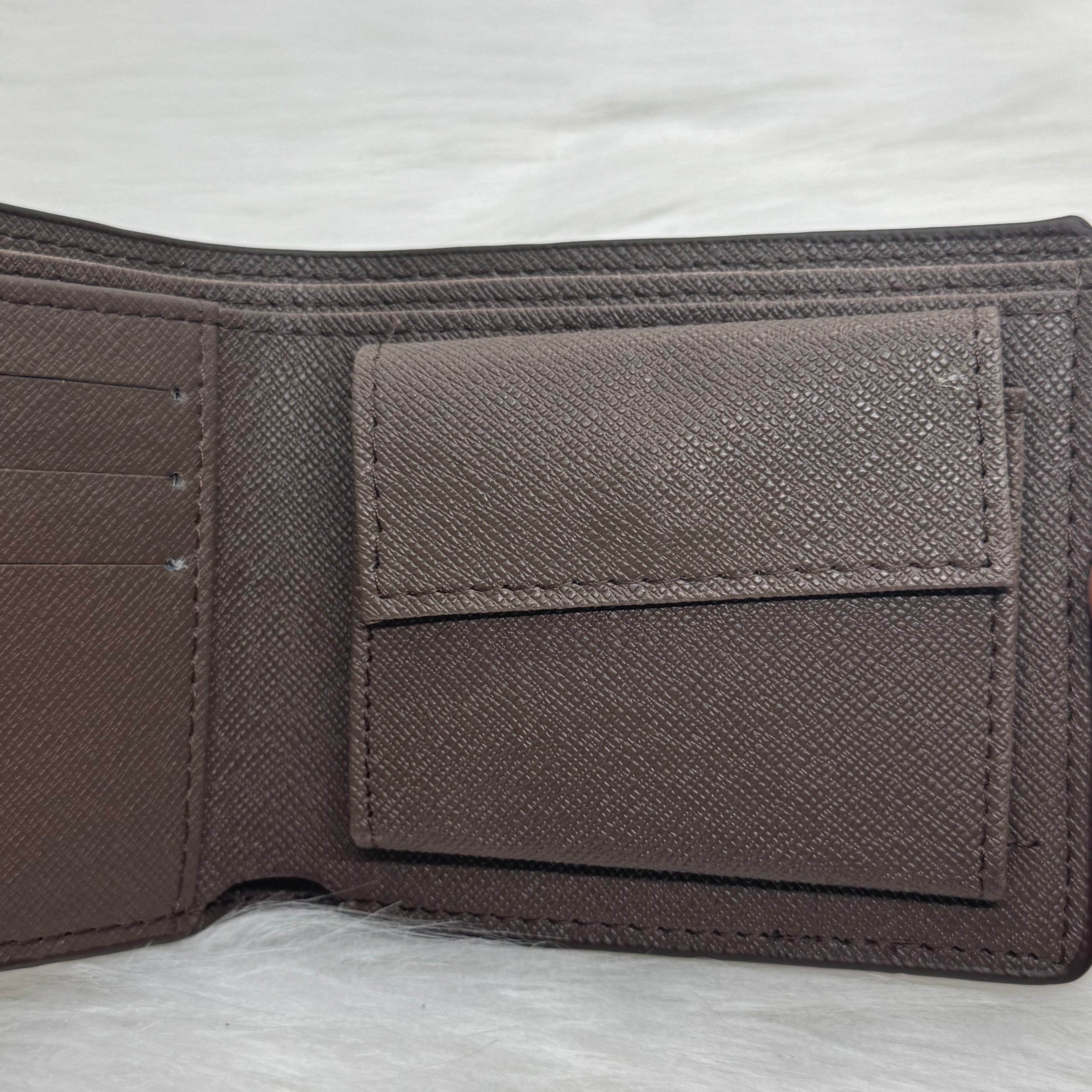Gucci wallet |Beige|