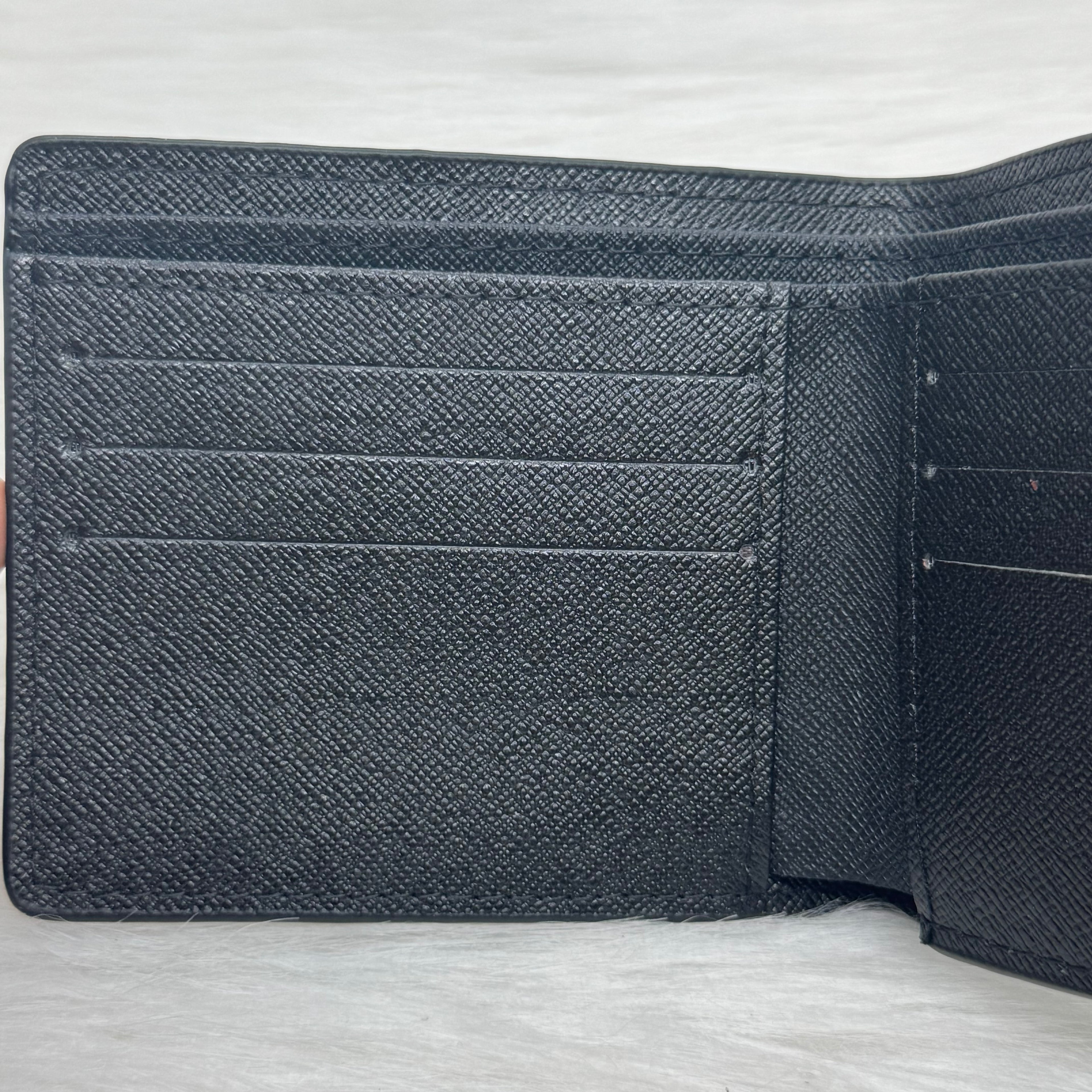 Gucci Wallet |Black Embossed Logo|