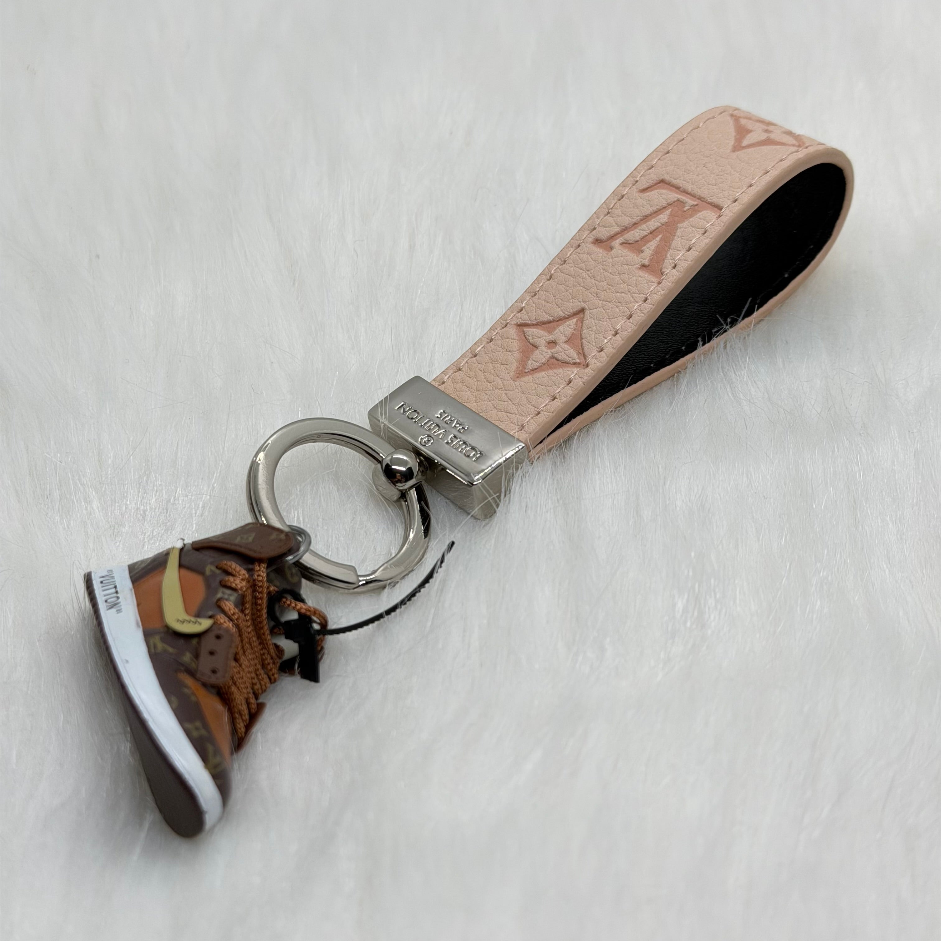 Louis Vuitton Sneaker Keychain |Pink|