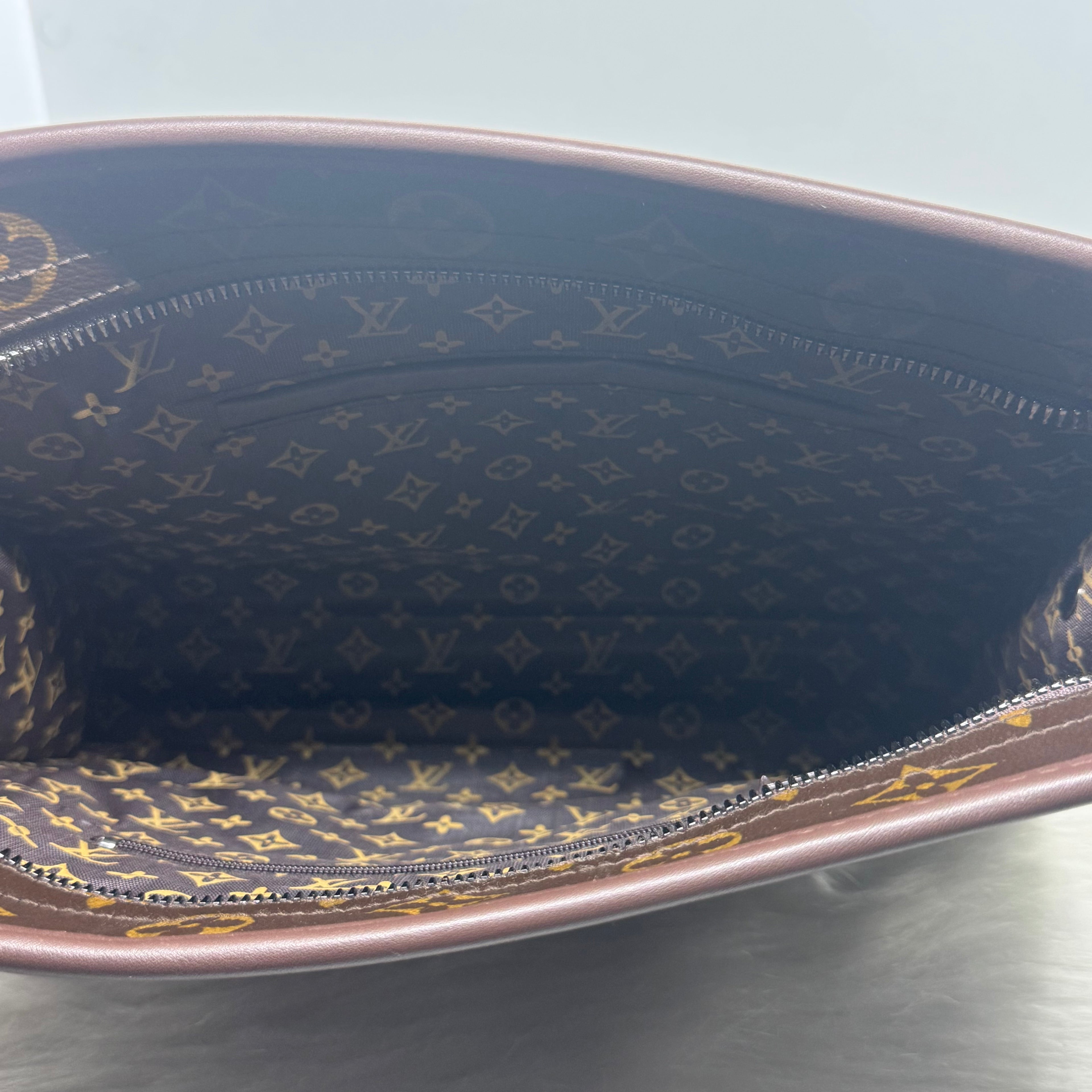 Louis Vuitton Clutch Bag |Brown|