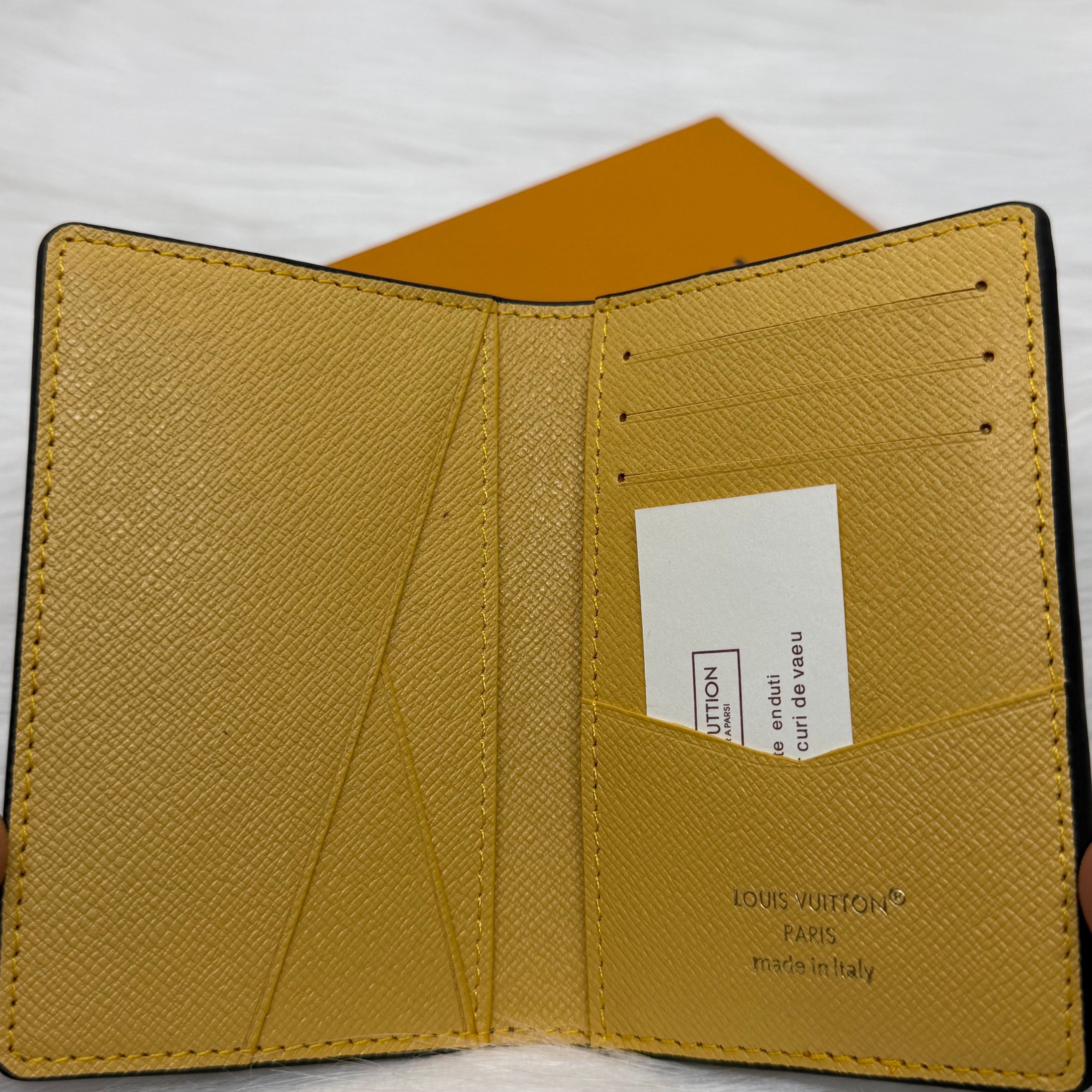 Louis Vuitton M25794 Pocket Organizer