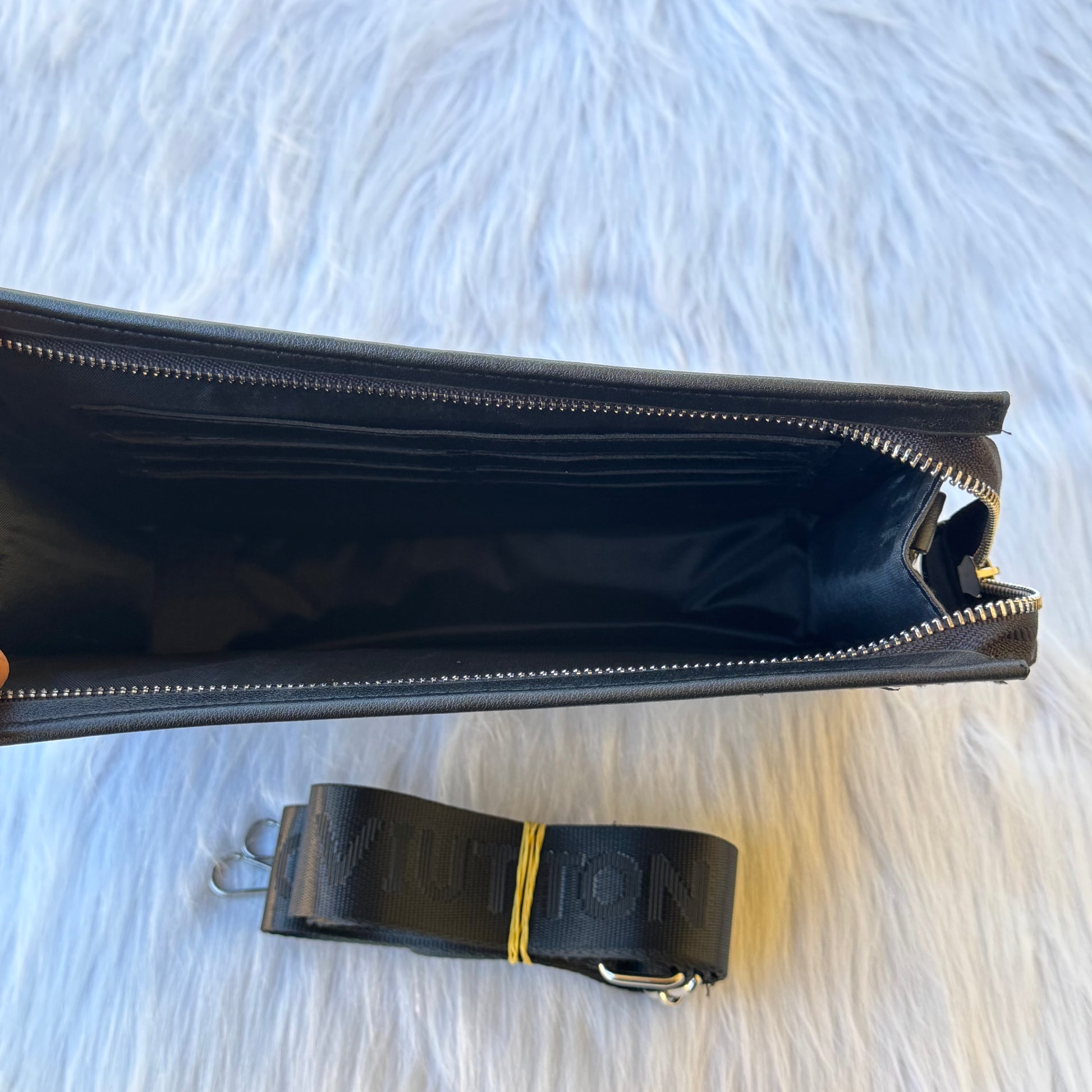 Louis Vuitton Clutch Bag |Black|