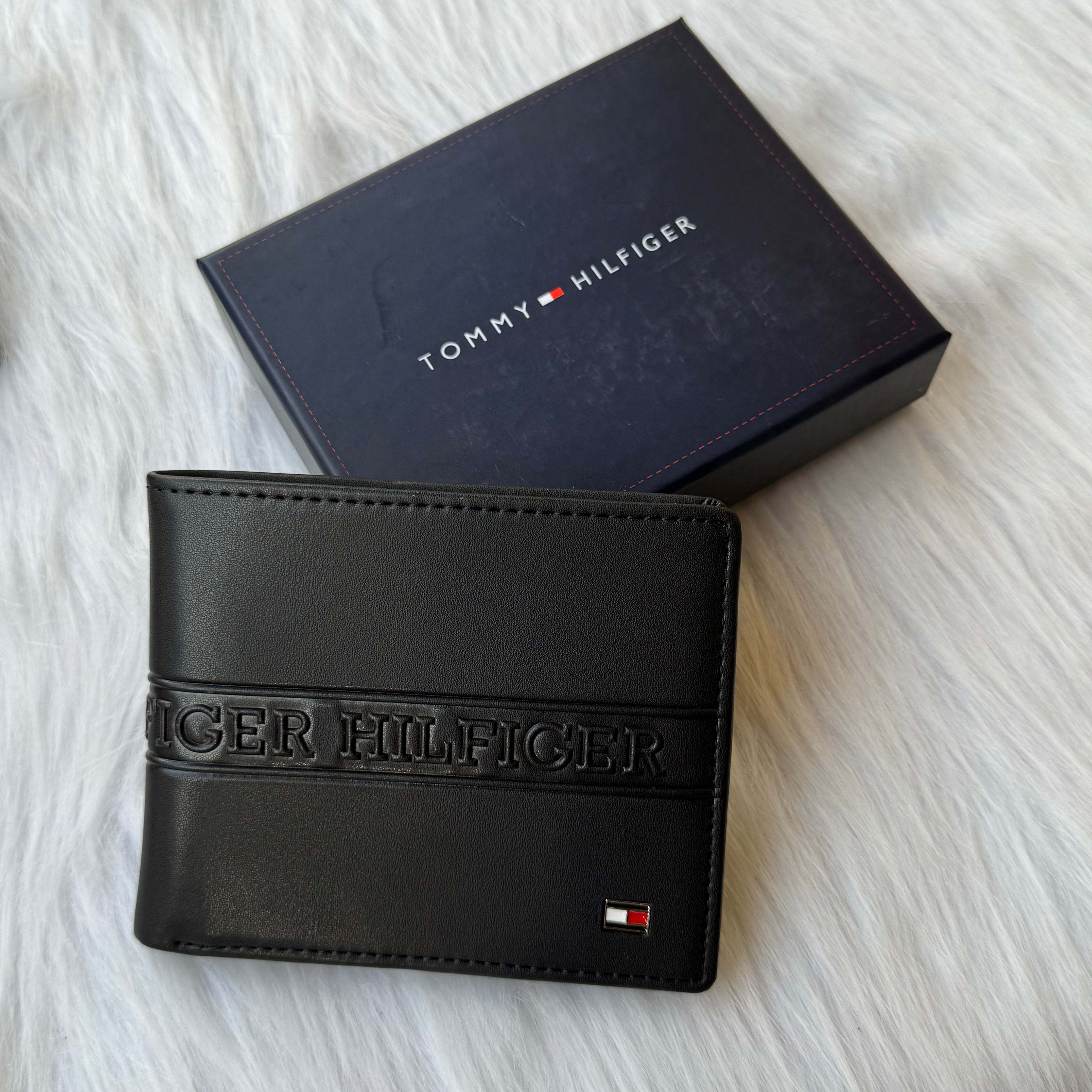Tommy Hilfiger Wallet |Black|