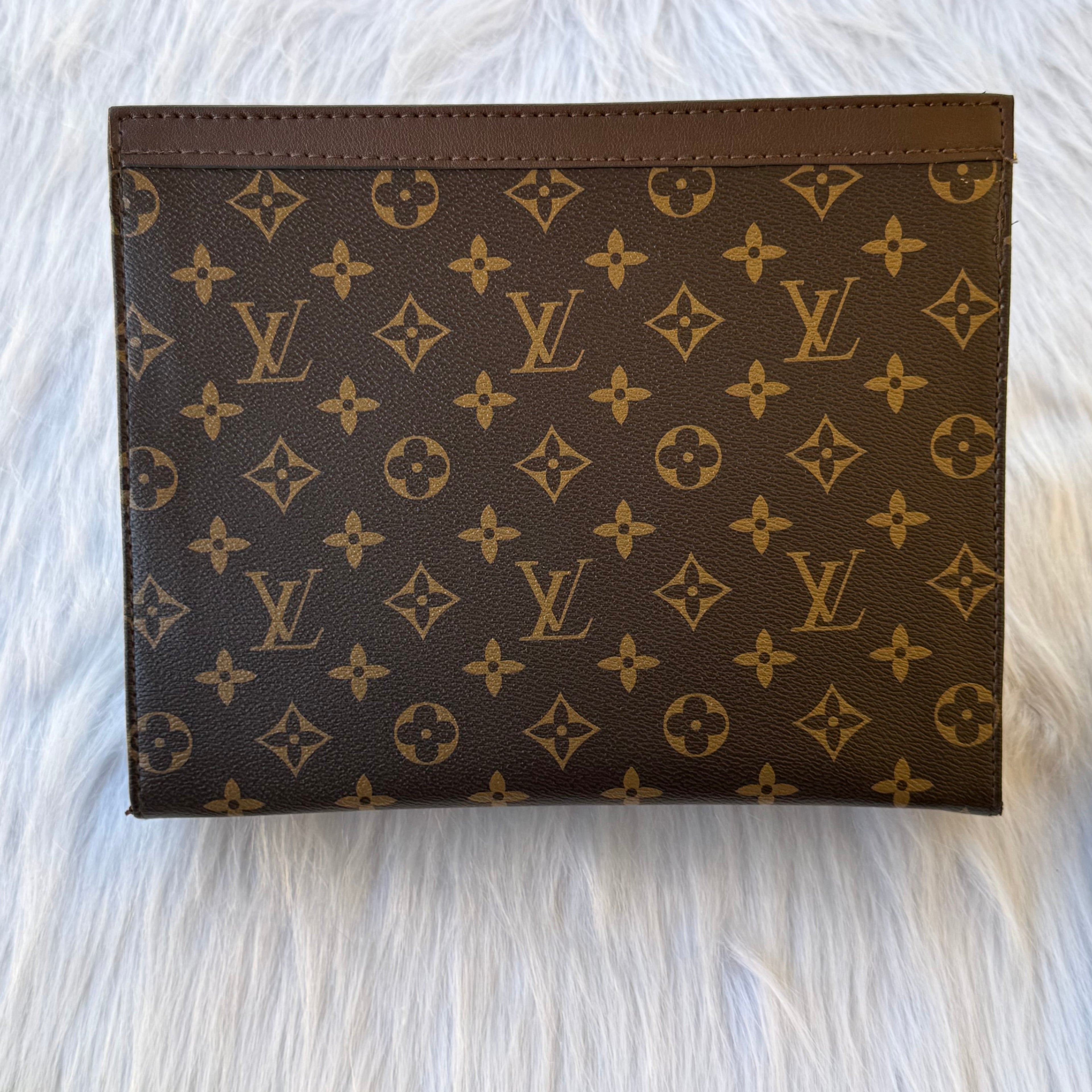 Louis Vuitton Clutch Bag |Brown|