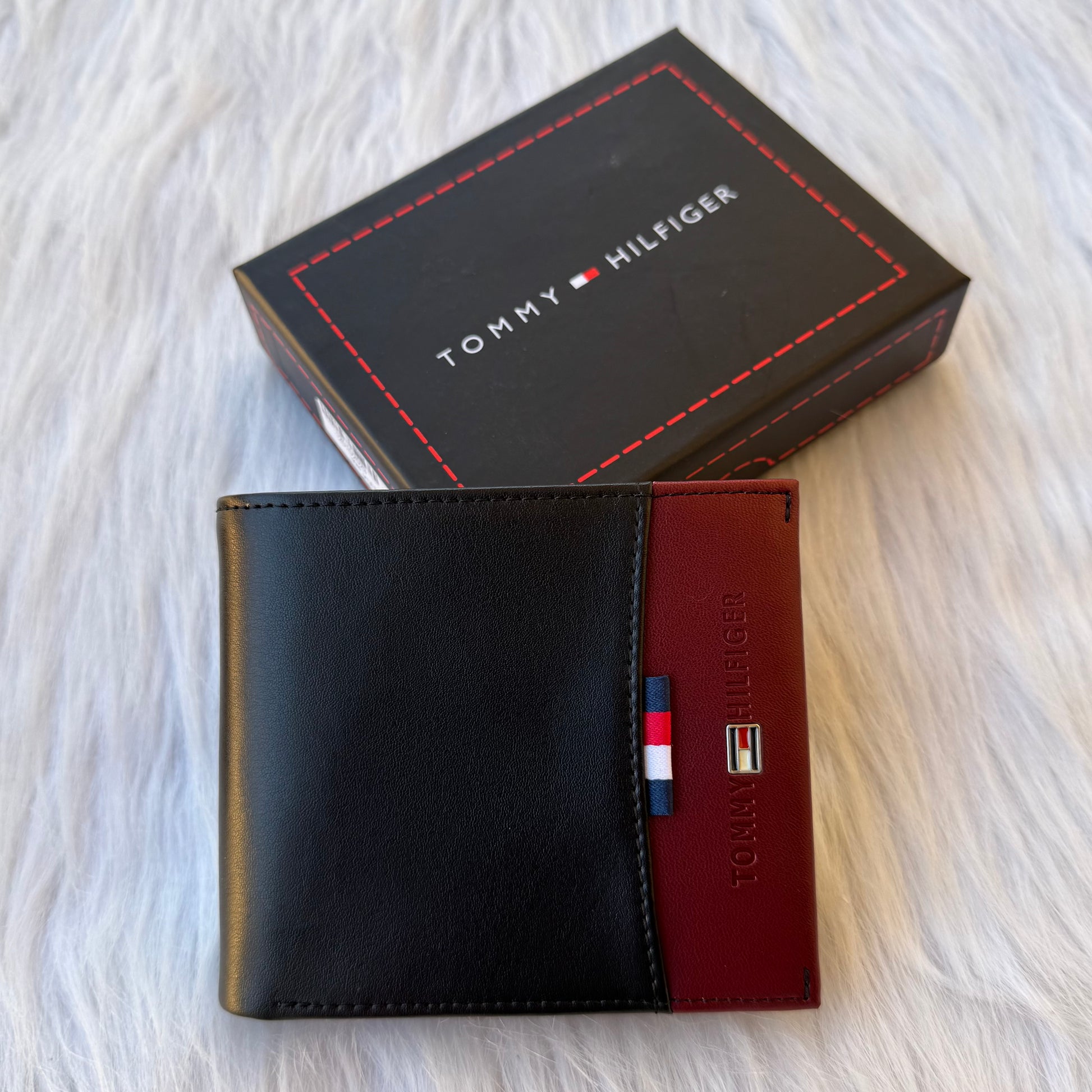 Tommy Hilfiger Wallet |Black|