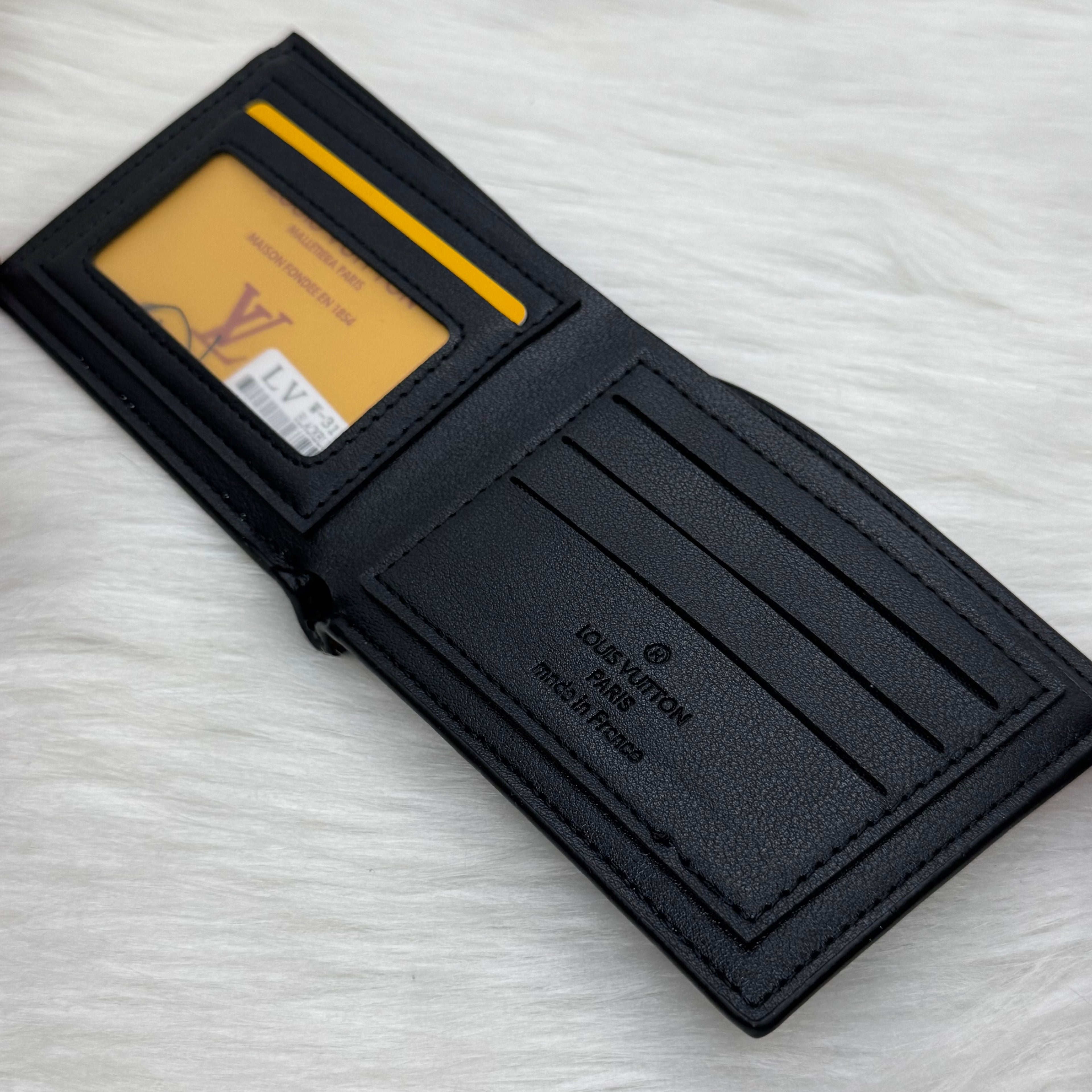 Louis vuitton wallet |Black Blue|