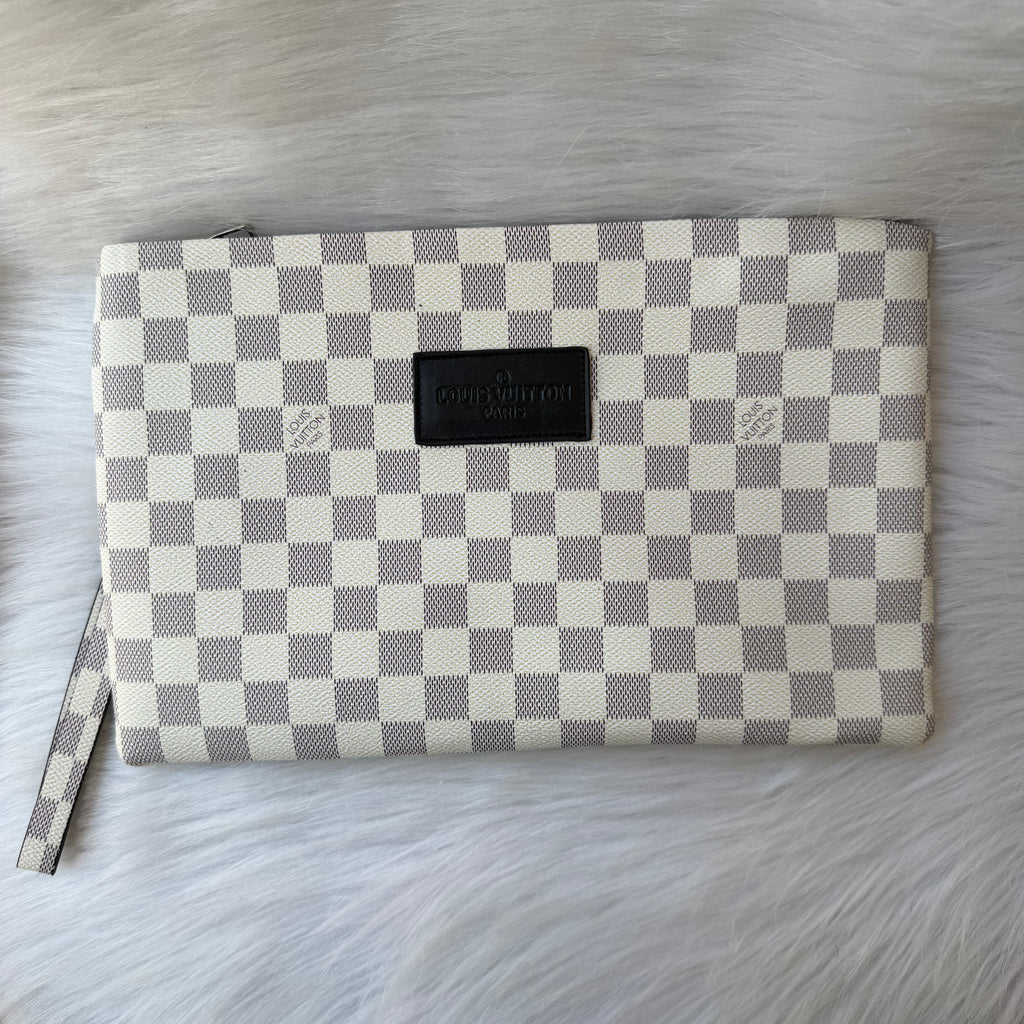 Louis Vuitton Pochette |White|