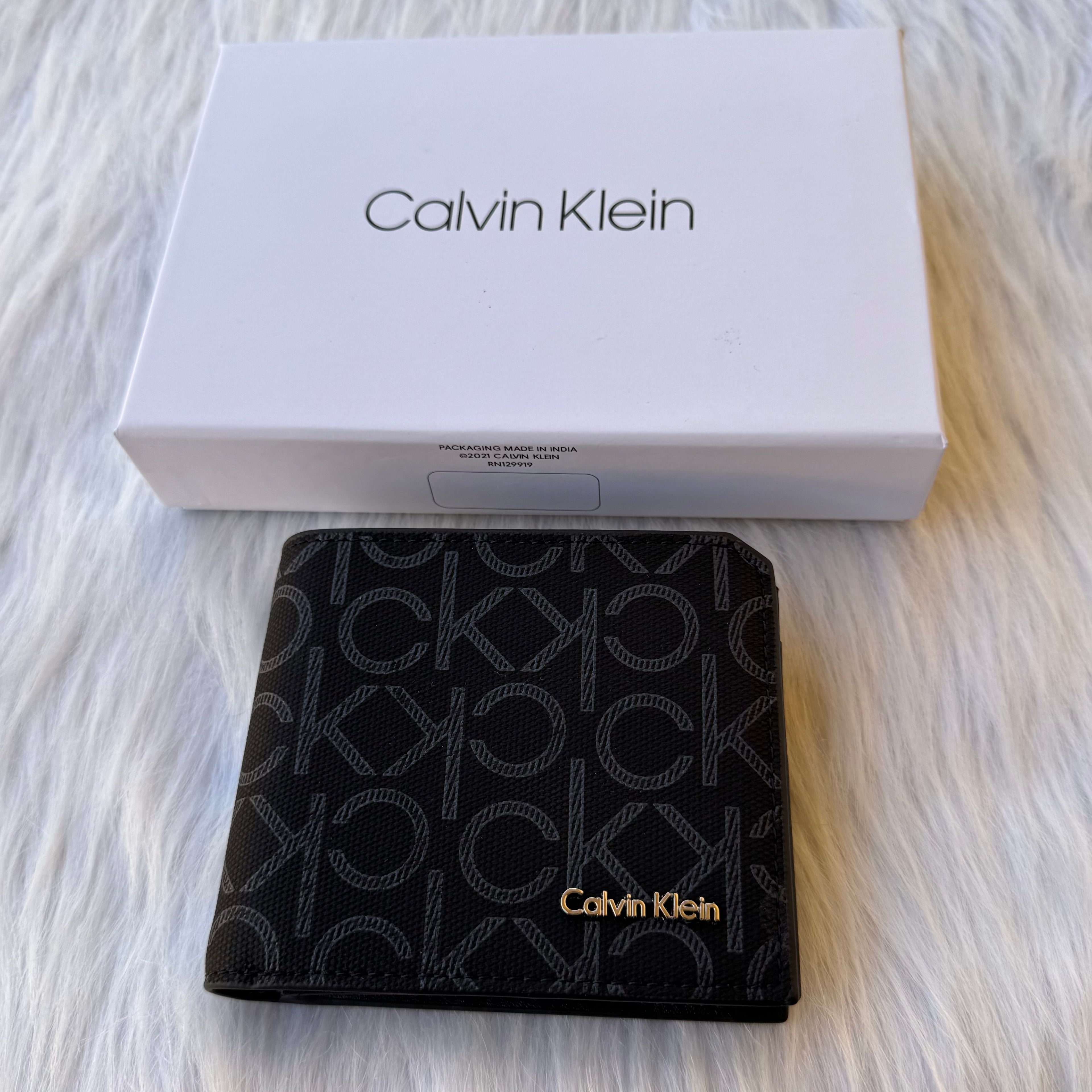 Calvin Klein Wallet |Black|