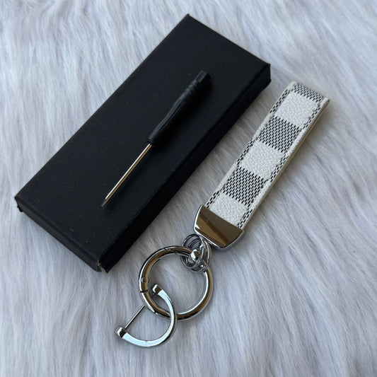 Louis Vuitton Key Medal |White|