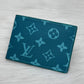 Louis vuitton wallet |Green|