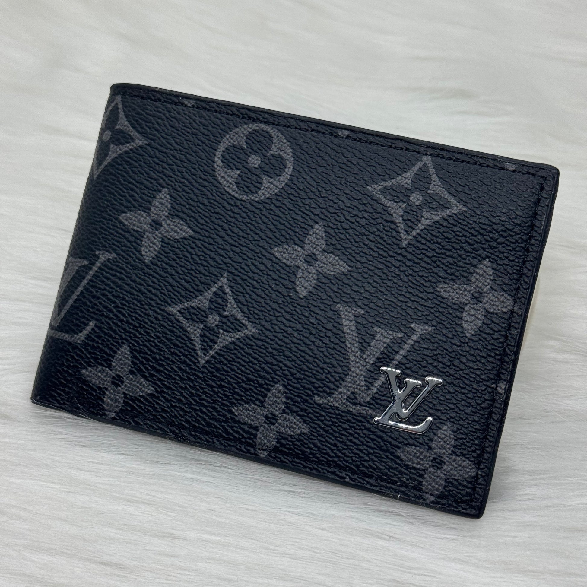 Louis vuitton wallet |Black|