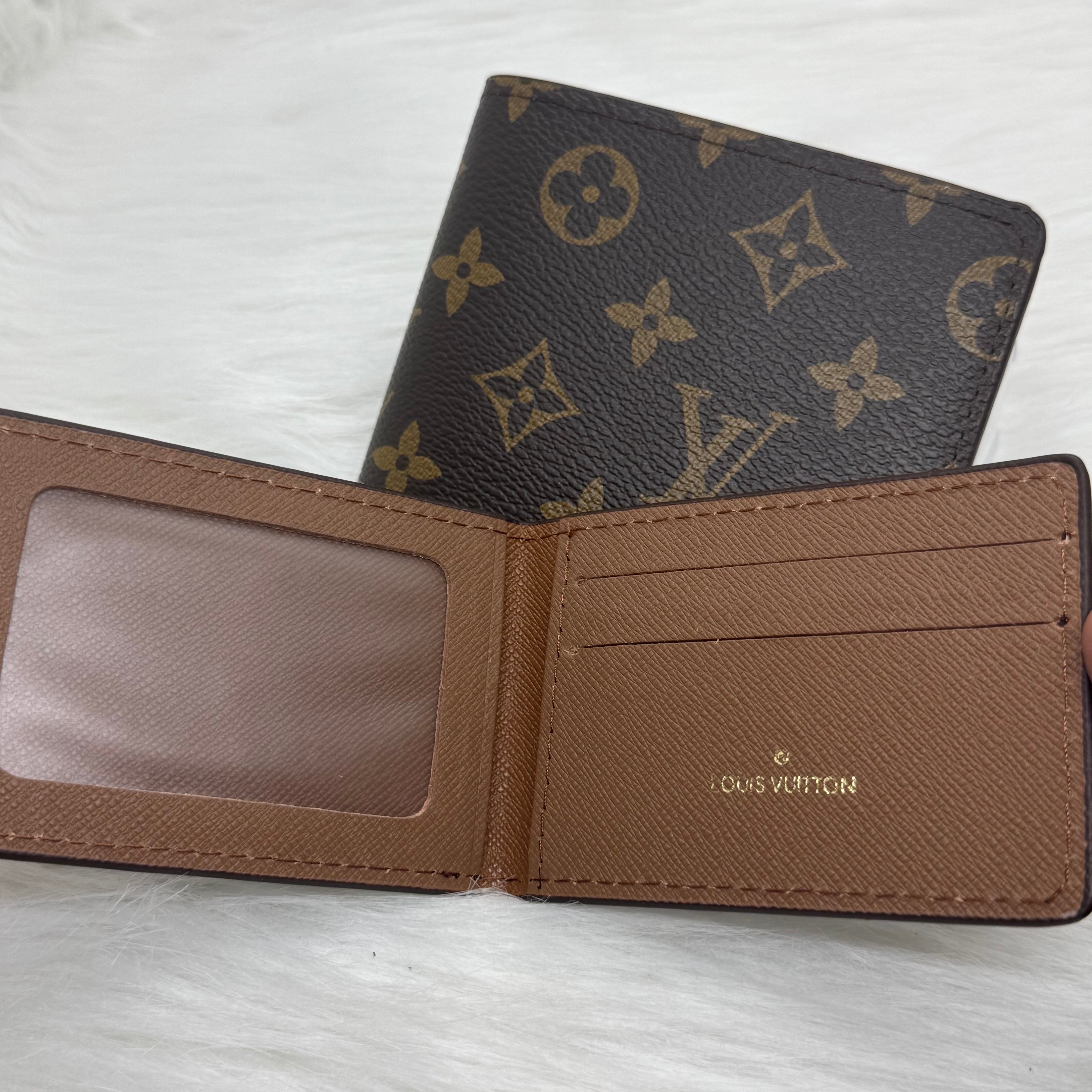 Louis Vuitton Wallet |Brown|