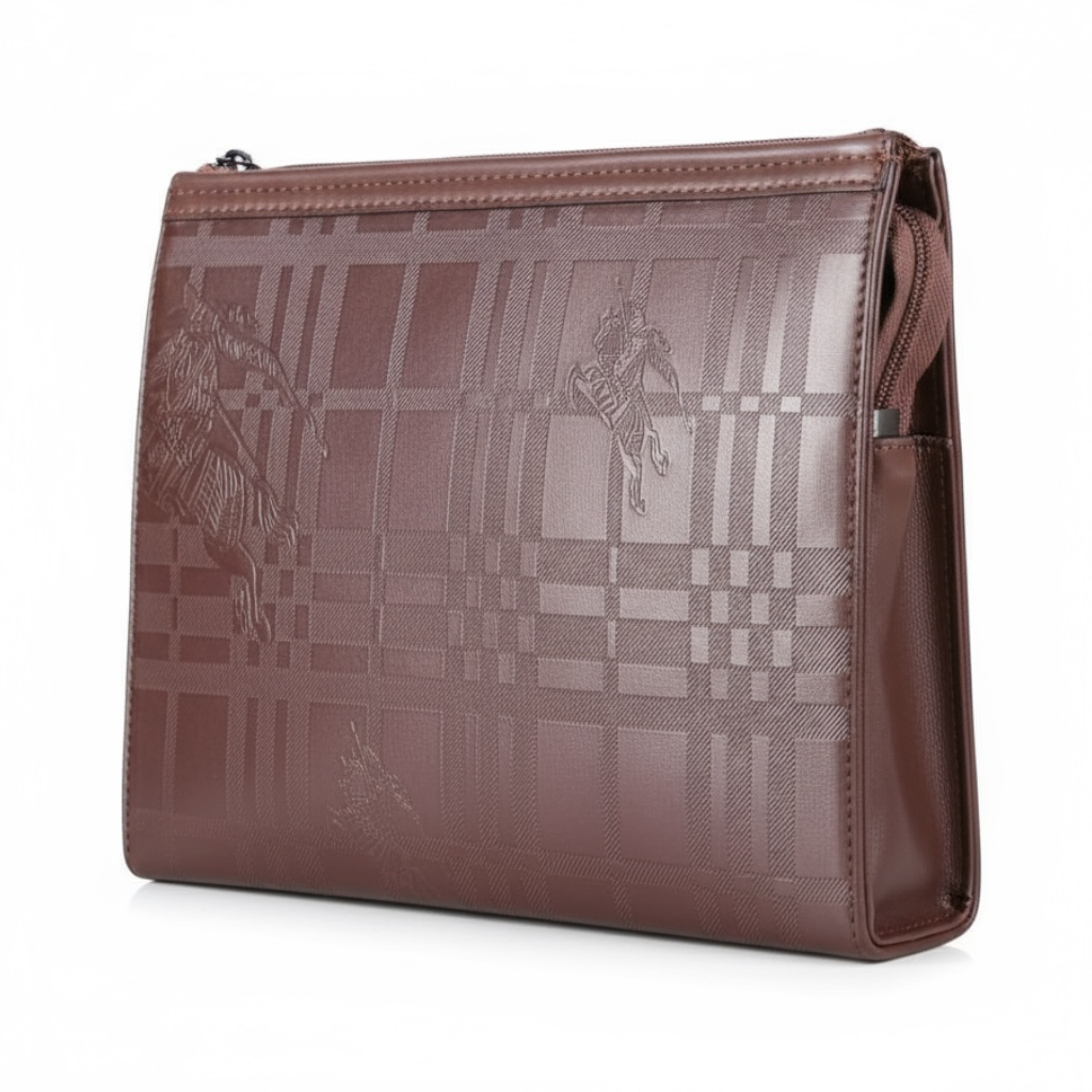 Burberry Clutch Bag 535