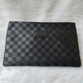 Louis Vuitton Pochette |Black|