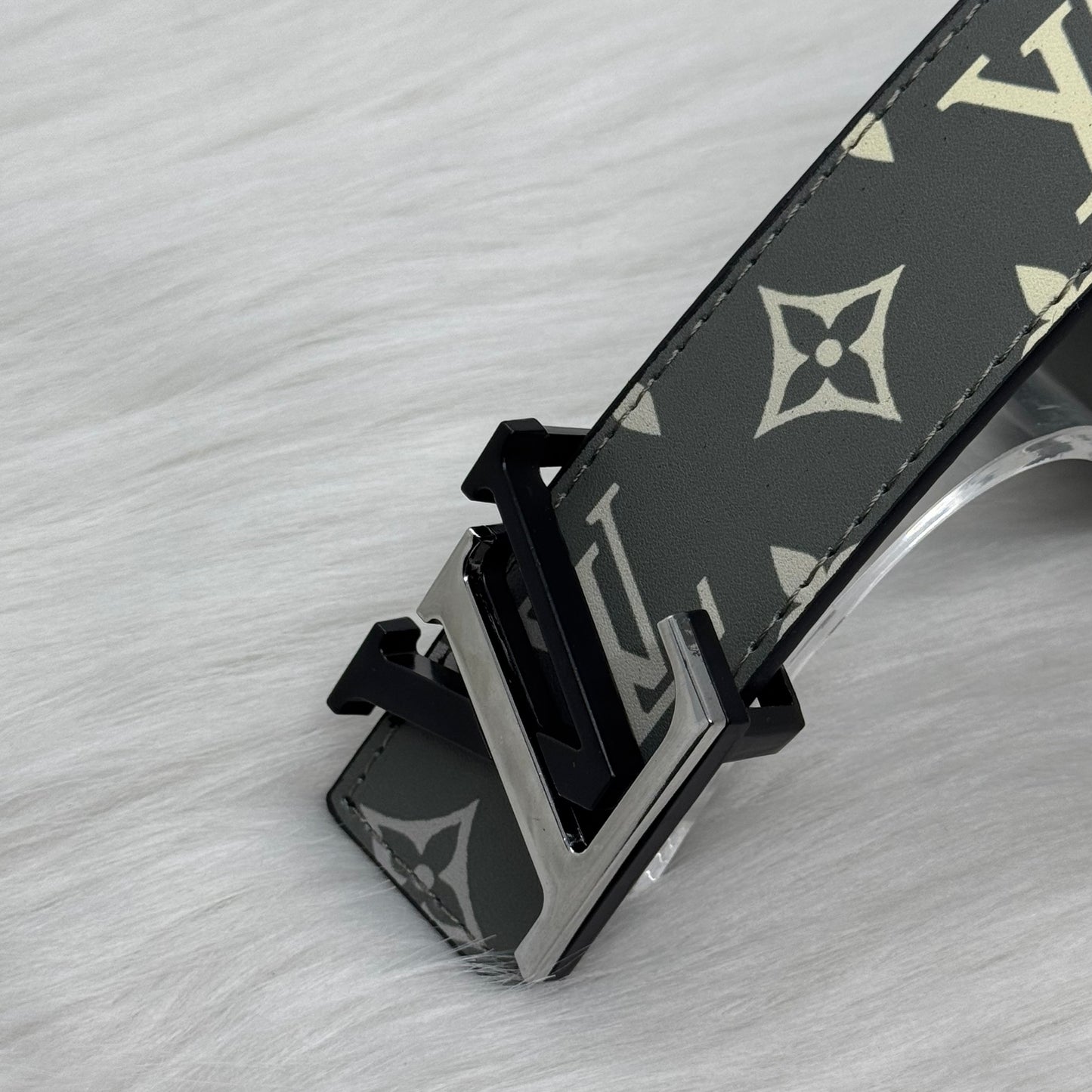 Louis Vuitton Belt |Dark Green|