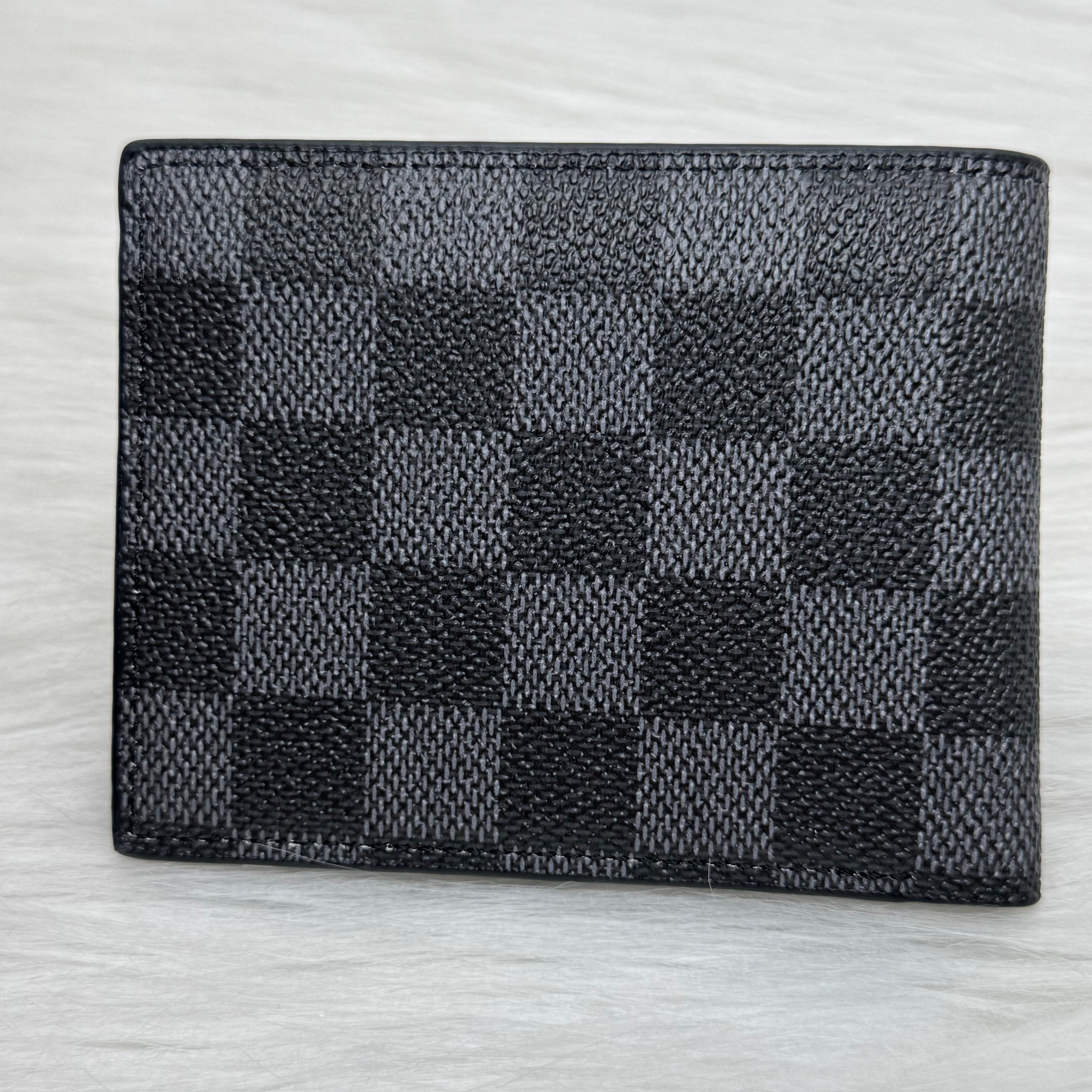 Louis vuitton wallet |Black|