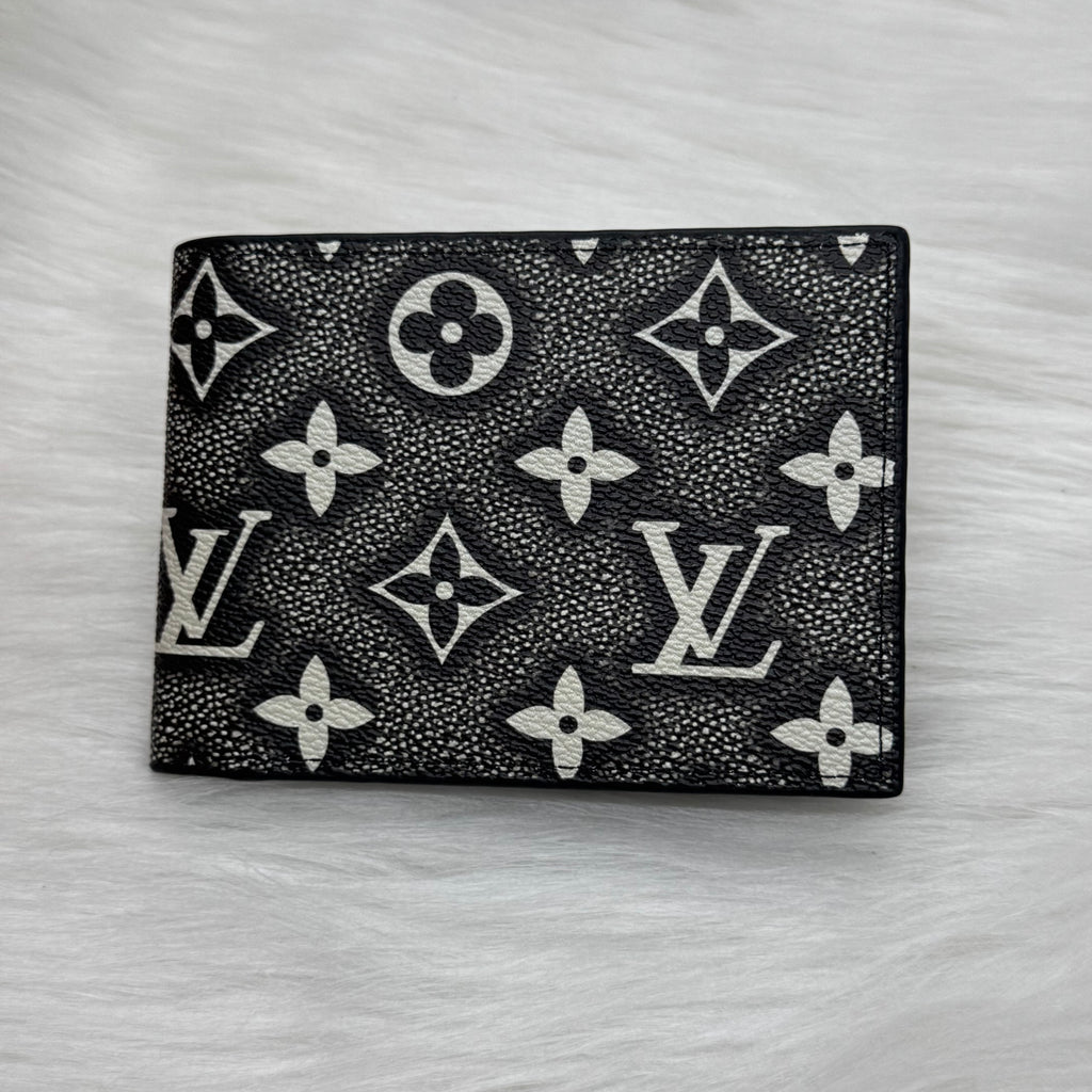 Louis vuitton wallet |Black|