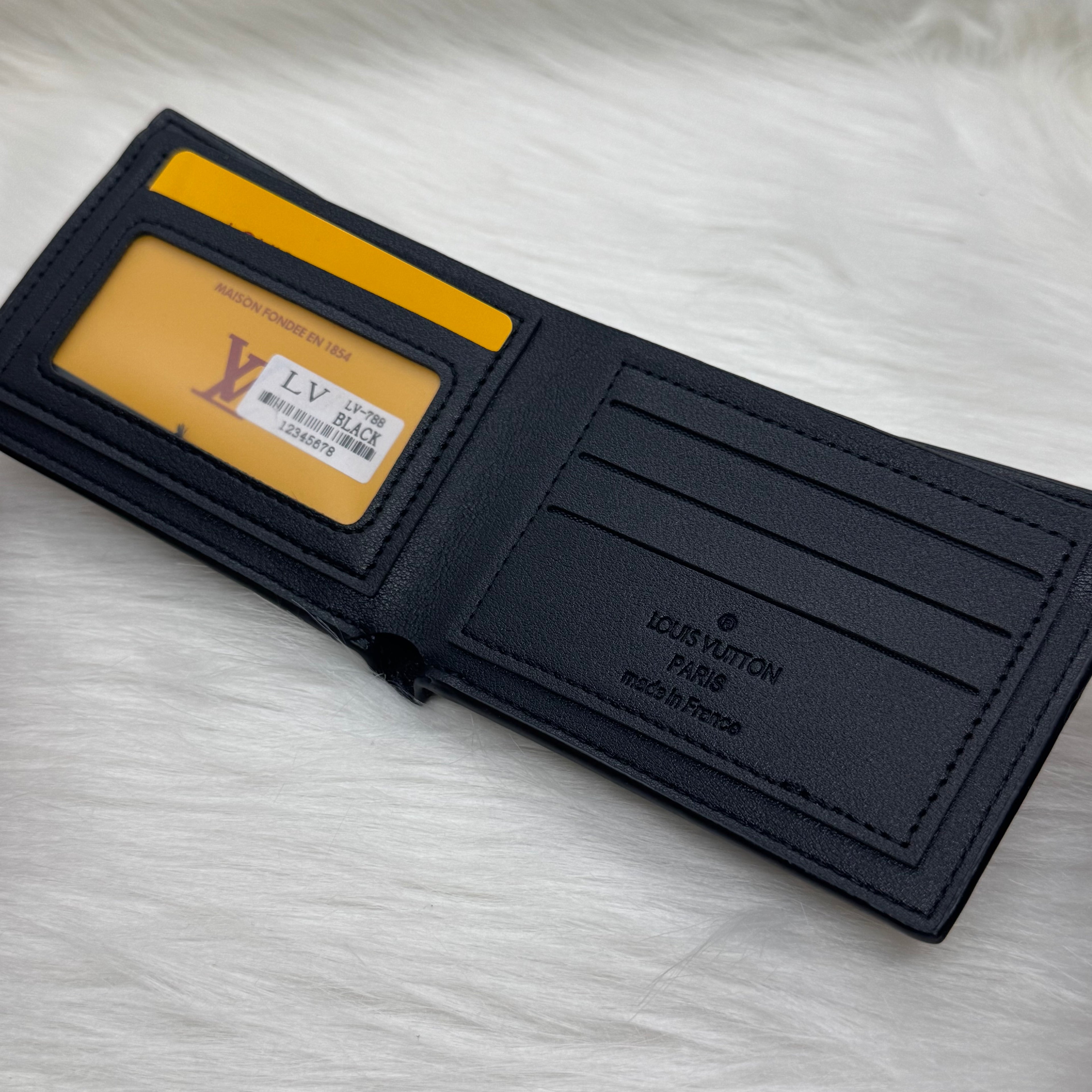 Louis vuitton wallet |Gray|