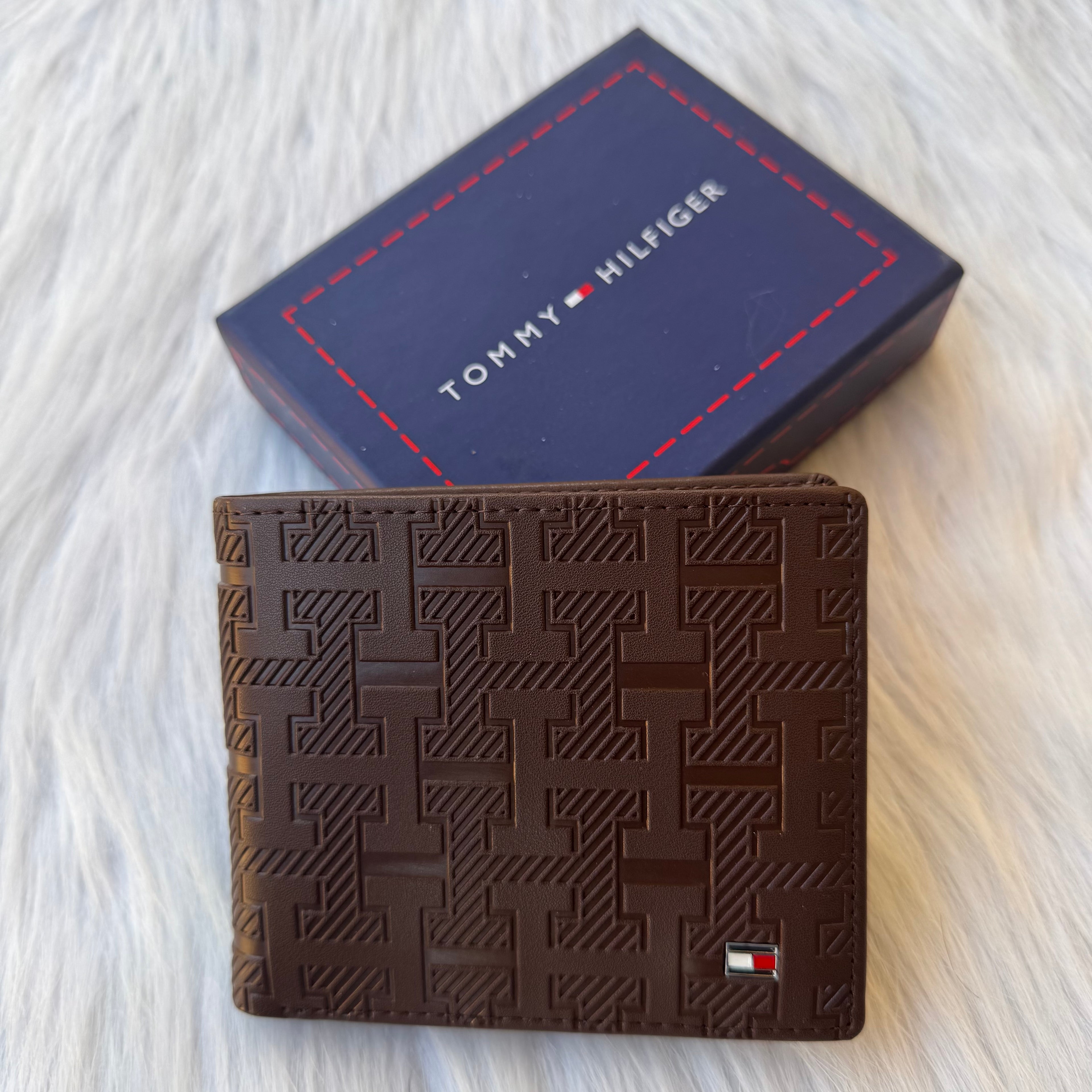 Tommy Hilfiger Wallet |Brown|