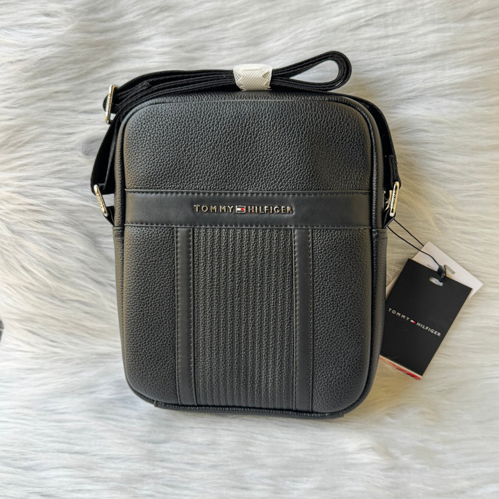 Tommy Hilfiger Crossbody Bag |Black| 1016-8
