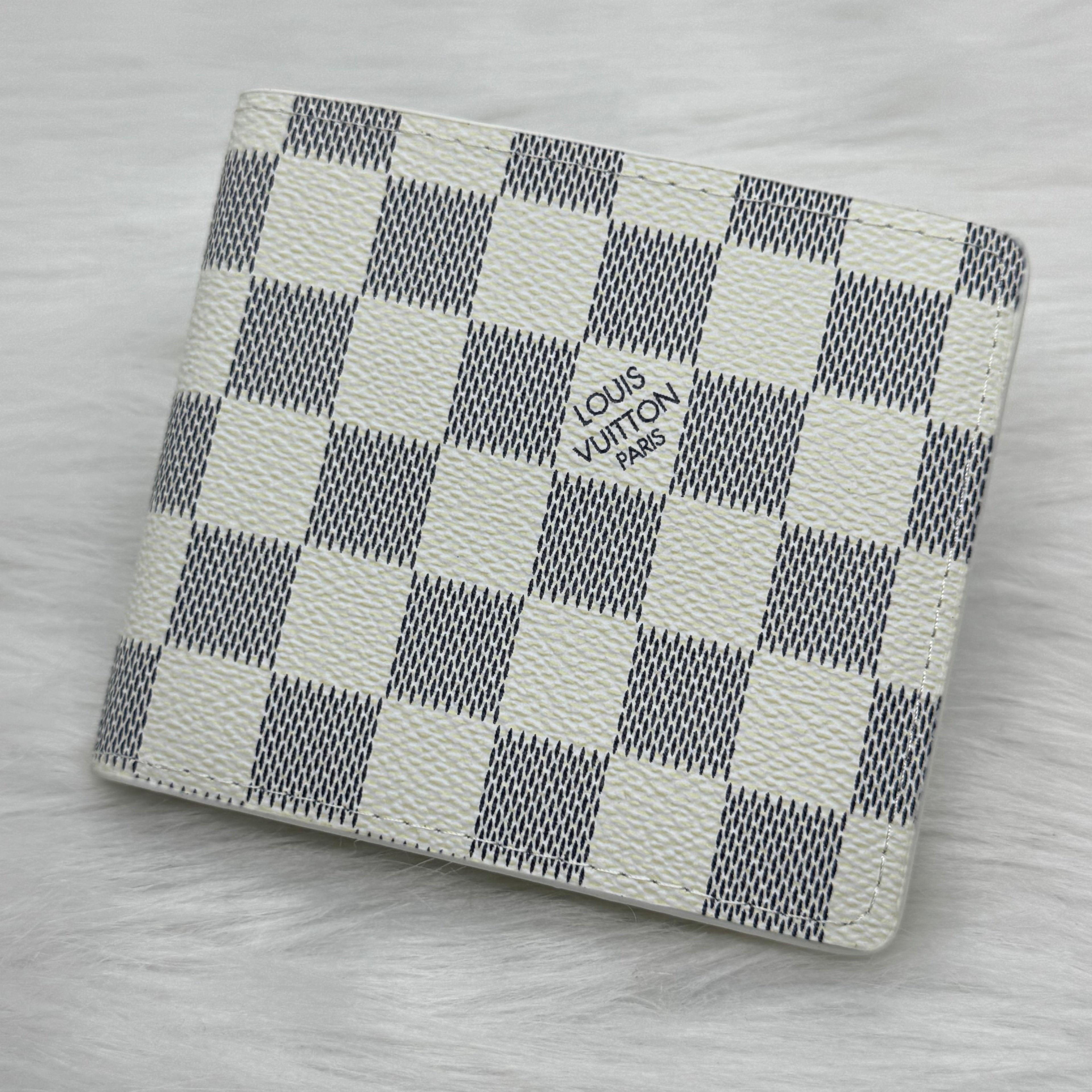 Louis Vuitton Wallet |White|
