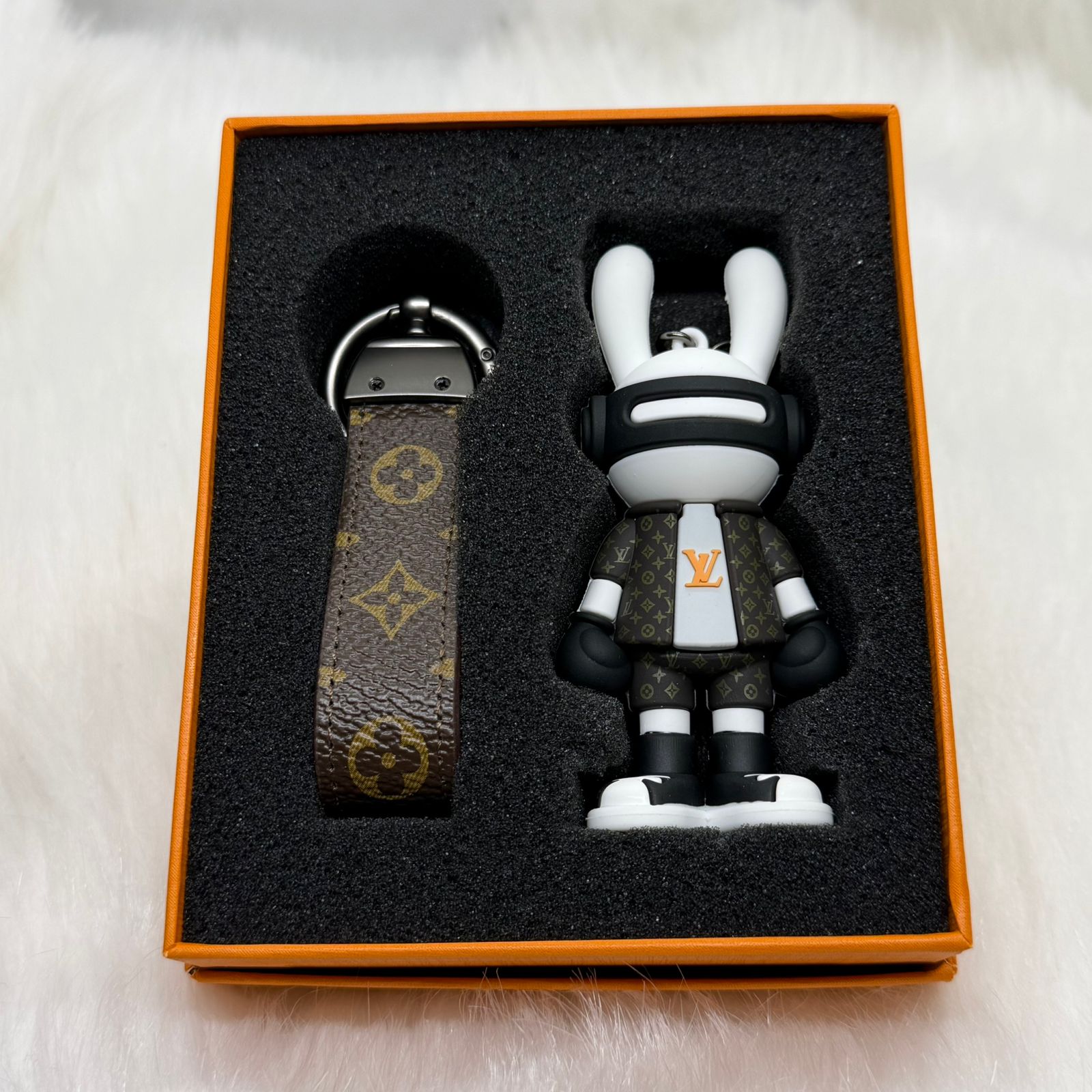 Louis Vuitton Bunny & Leather Strap Keychain |Black|